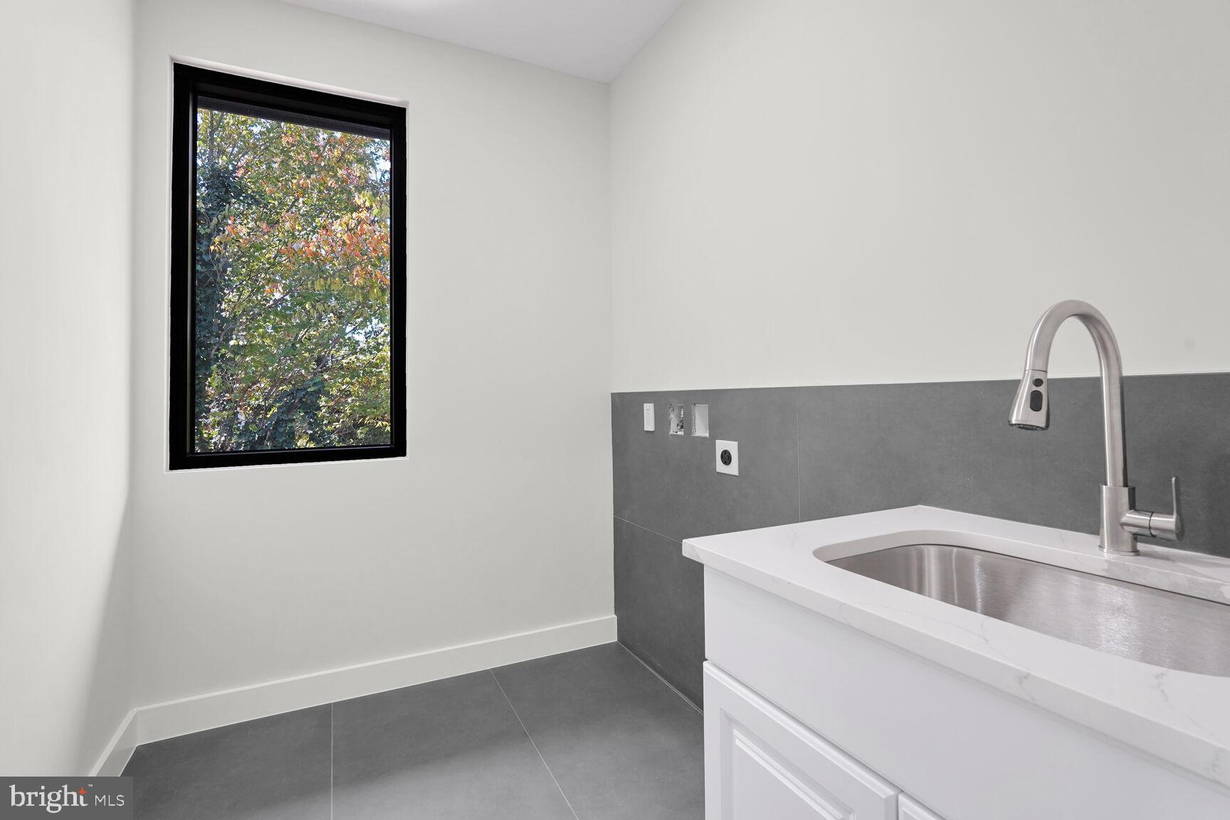 DOWDEN TERRACE - Residential