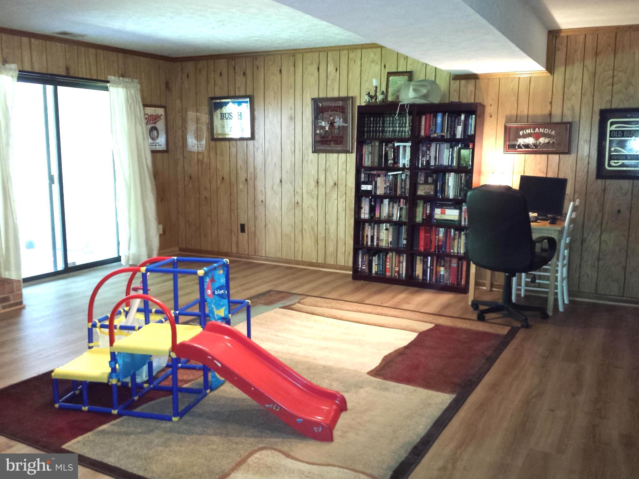 VALLEYWOOD AT FIVE FARMS - Residential