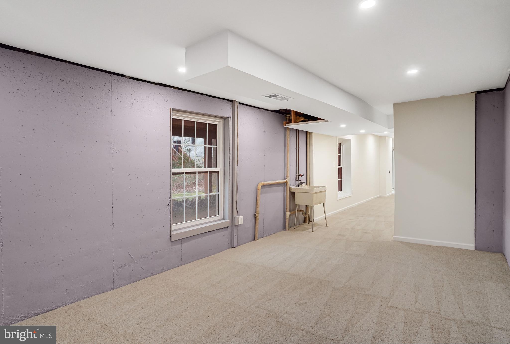 BURKE CENTRE - Residential