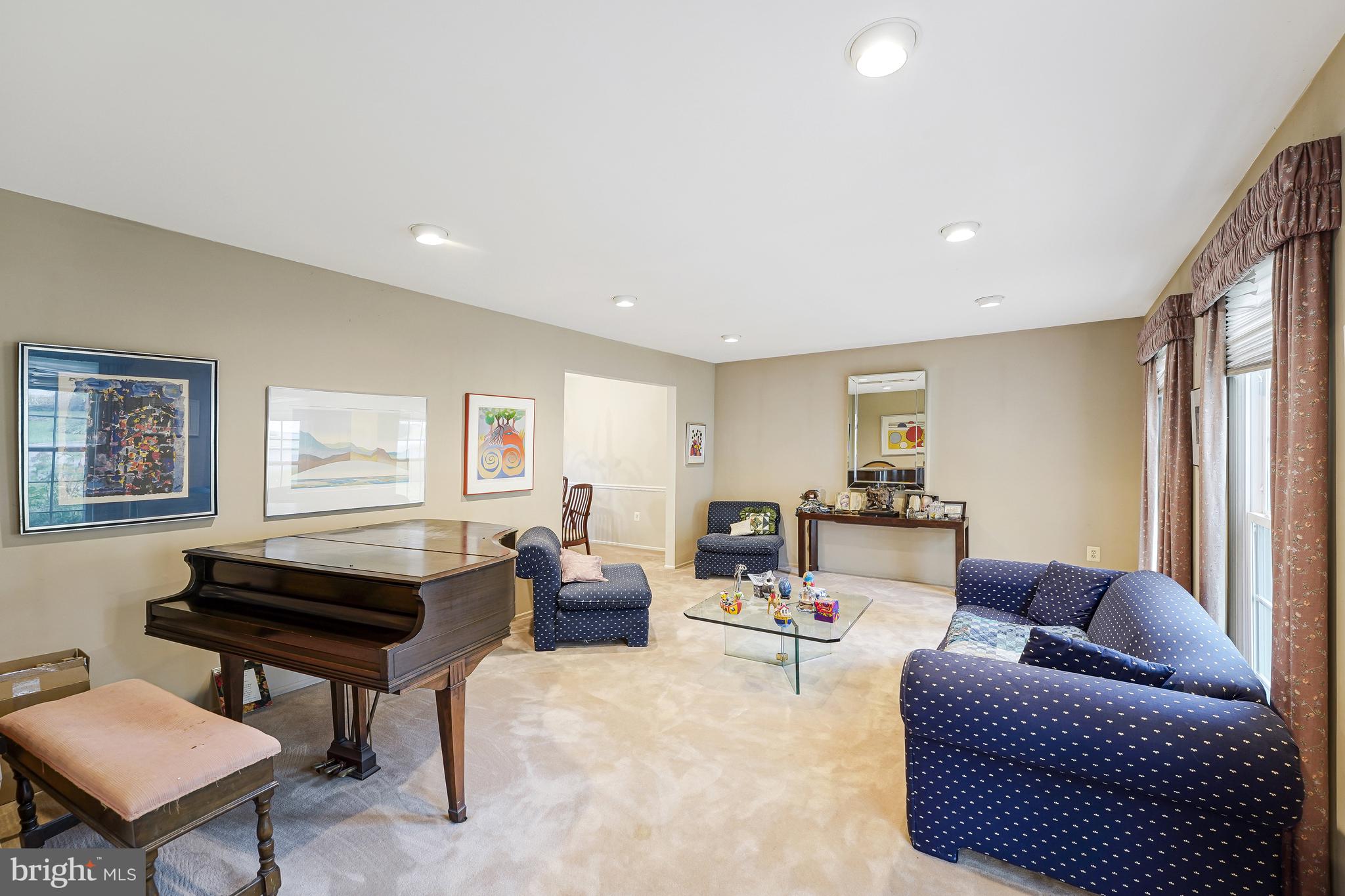 Search Homes 4 10848 BURR OAK WAY