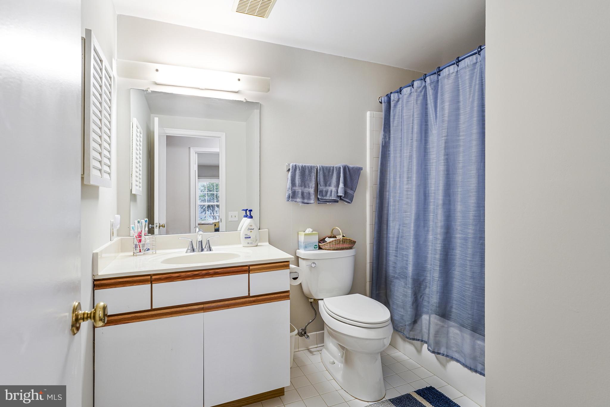 BURKE CENTRE - Residential