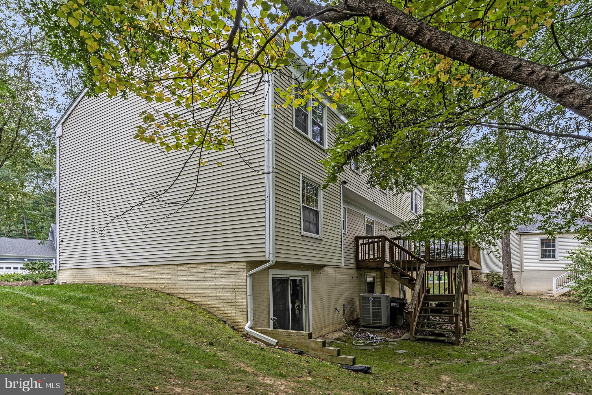 BURKE CENTRE - Residential