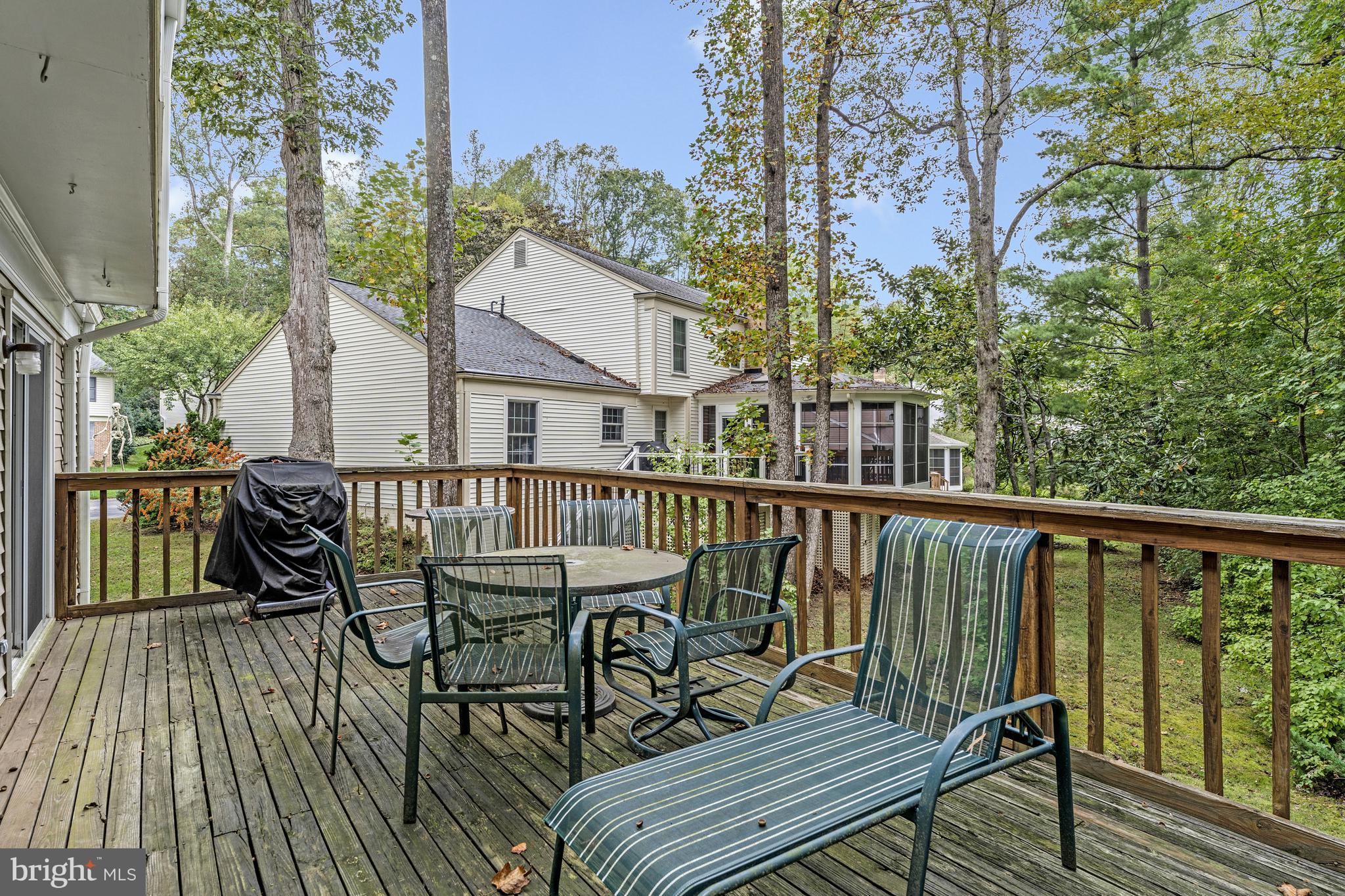 BURKE CENTRE - Residential