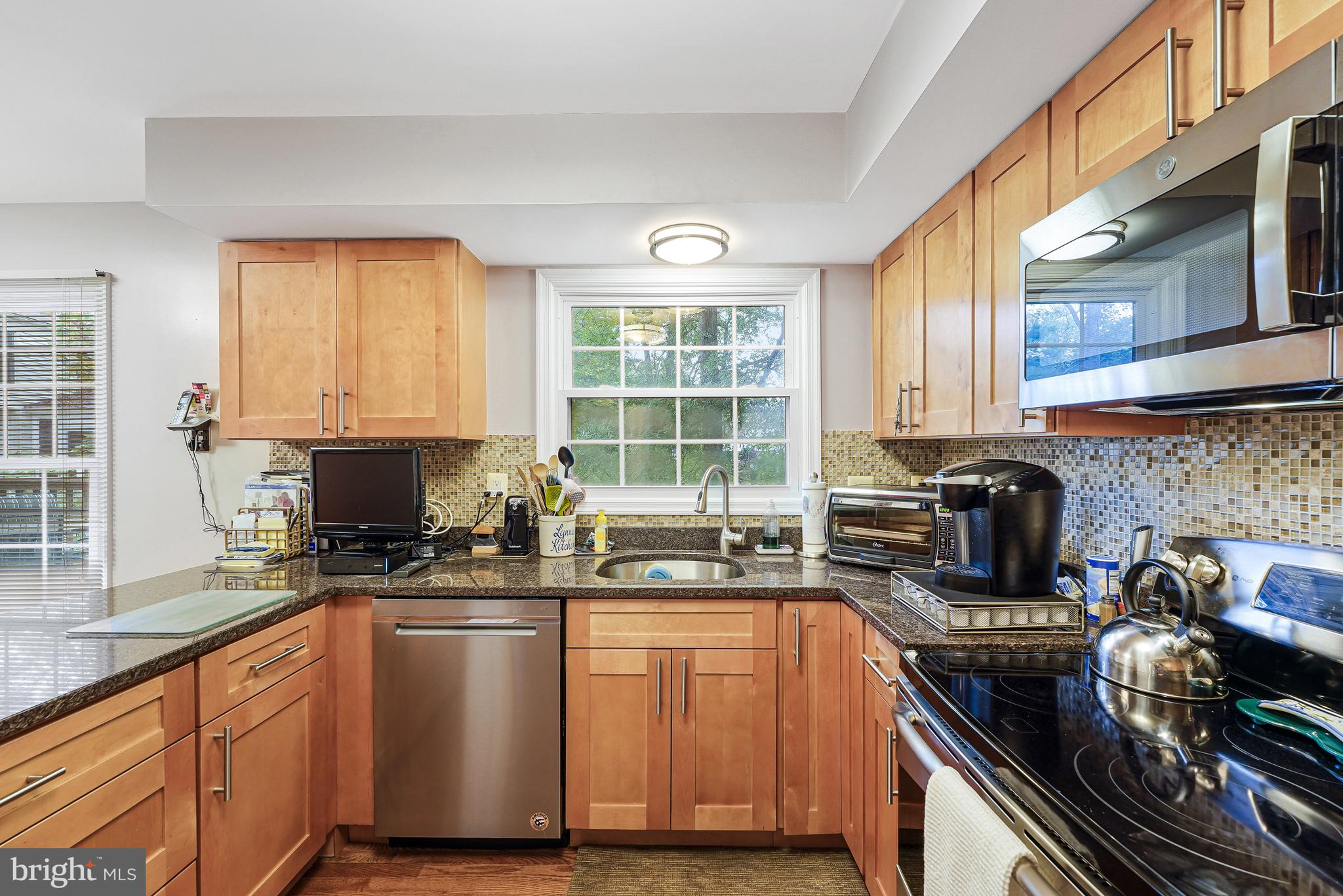 BURKE CENTRE - Residential