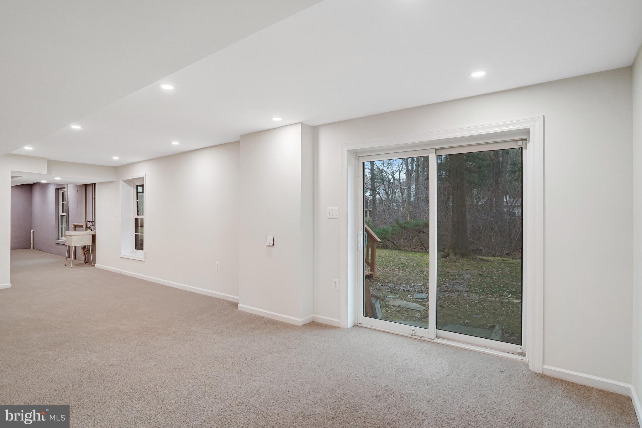 BURKE CENTRE - Residential