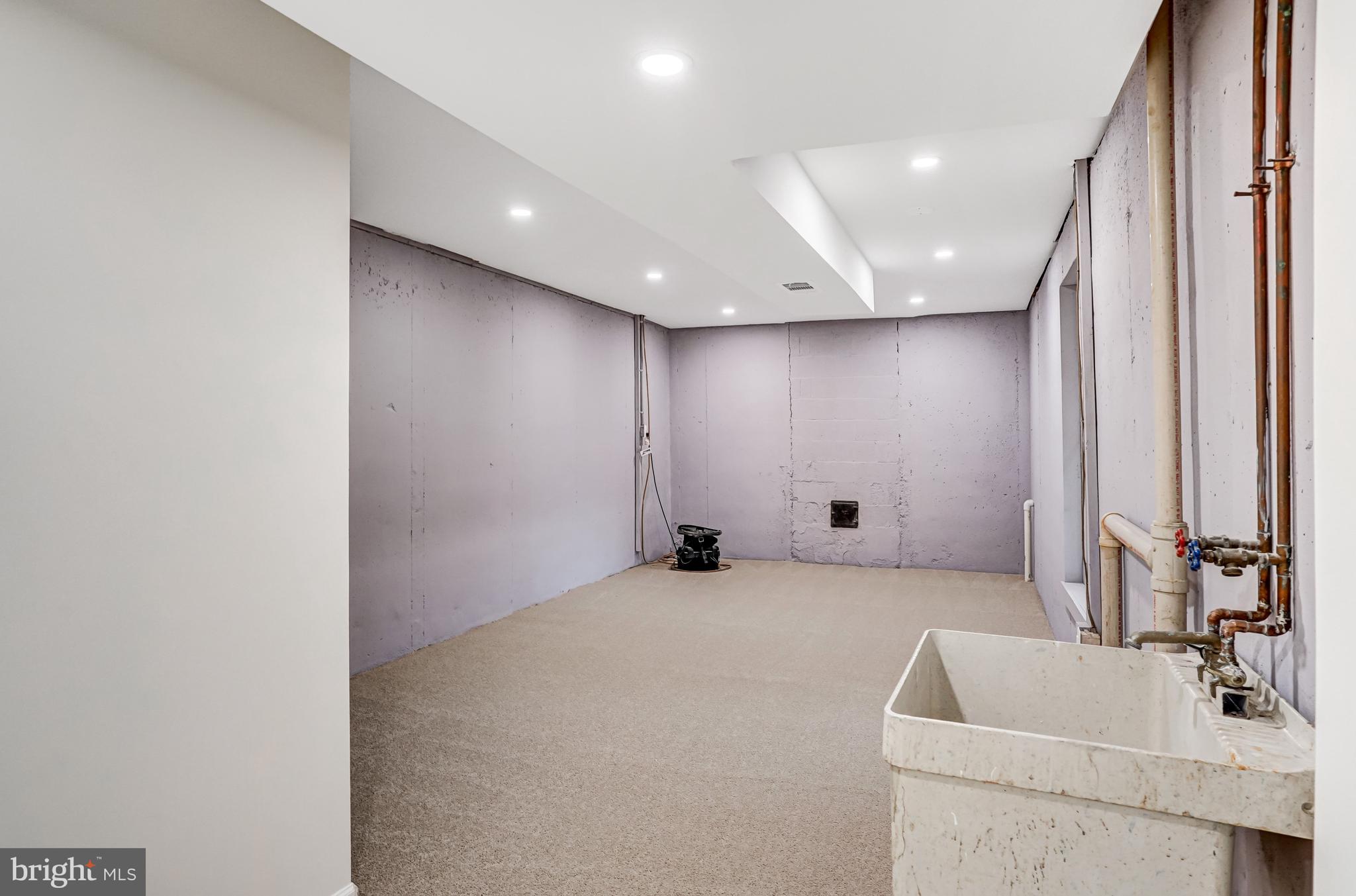 BURKE CENTRE - Residential