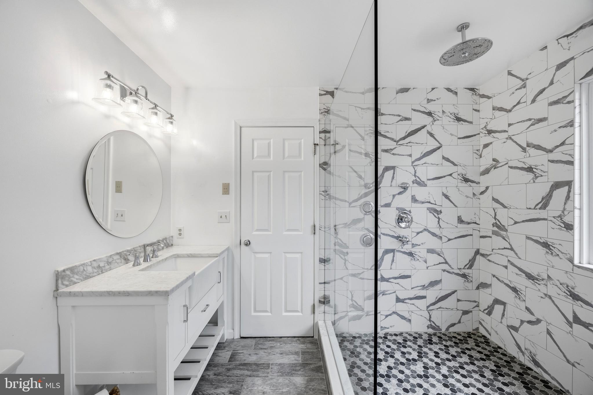 OYSTER HARBOR - Residential