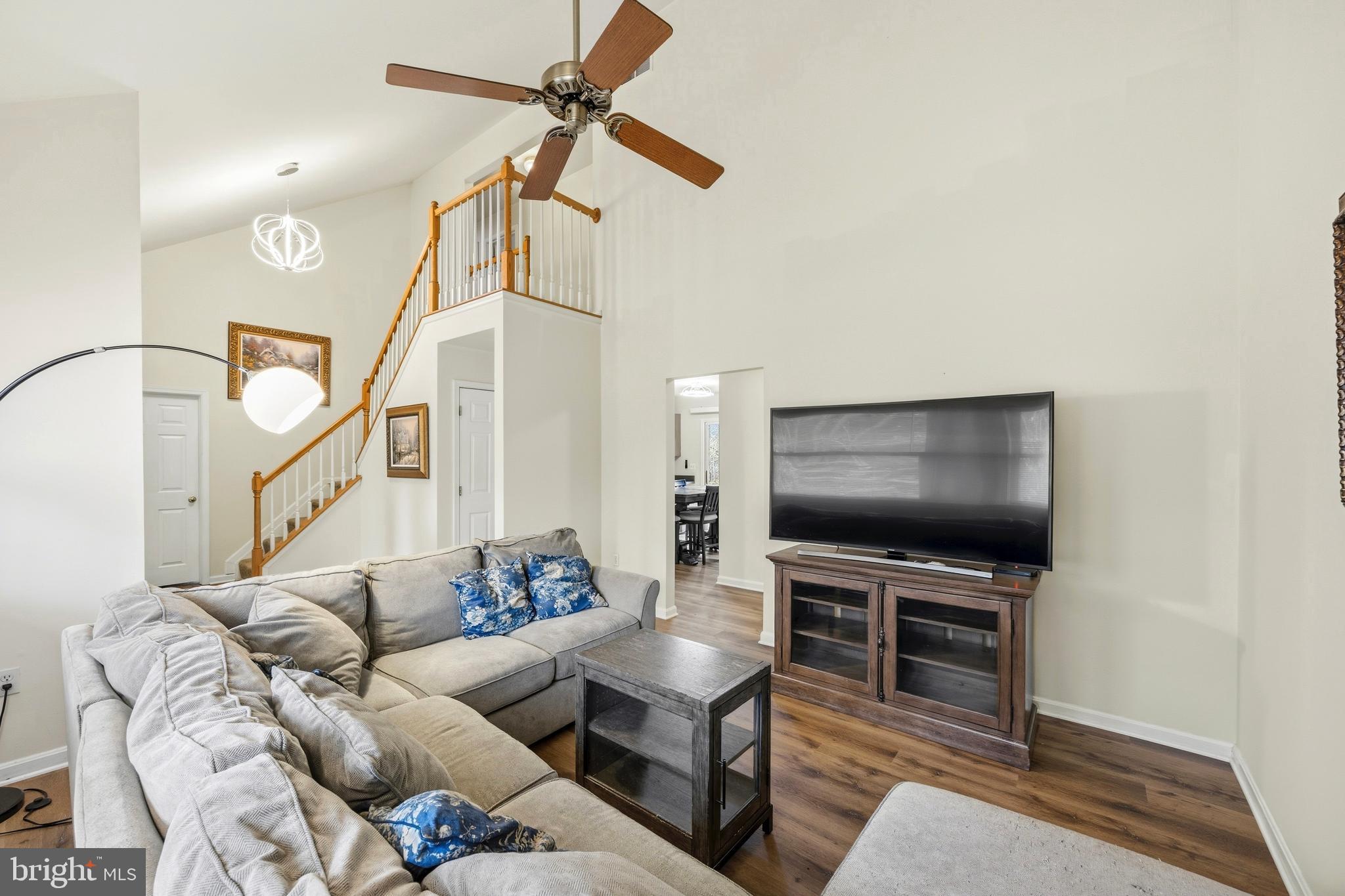 OYSTER HARBOR - Residential