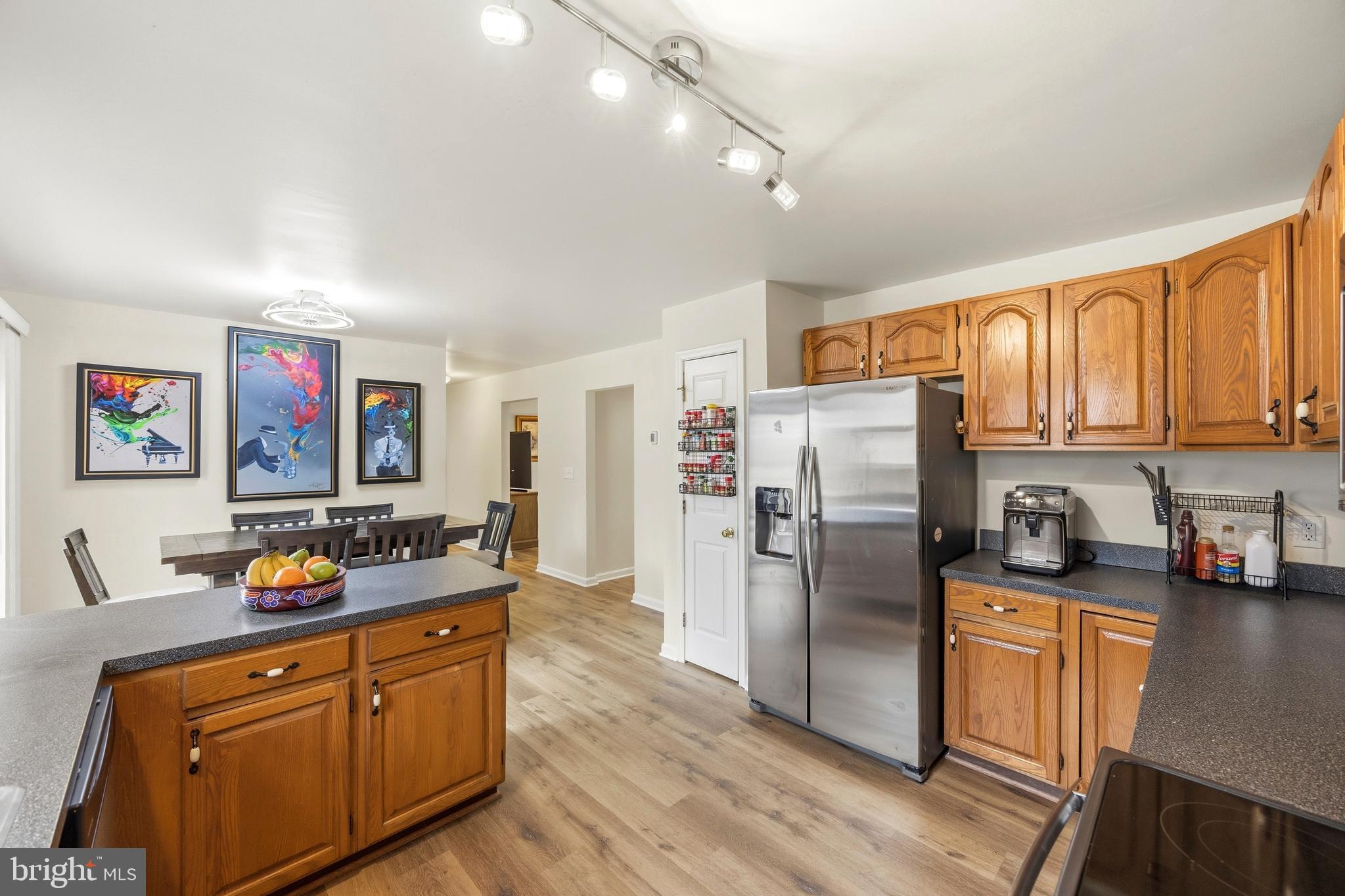 OYSTER HARBOR - Residential