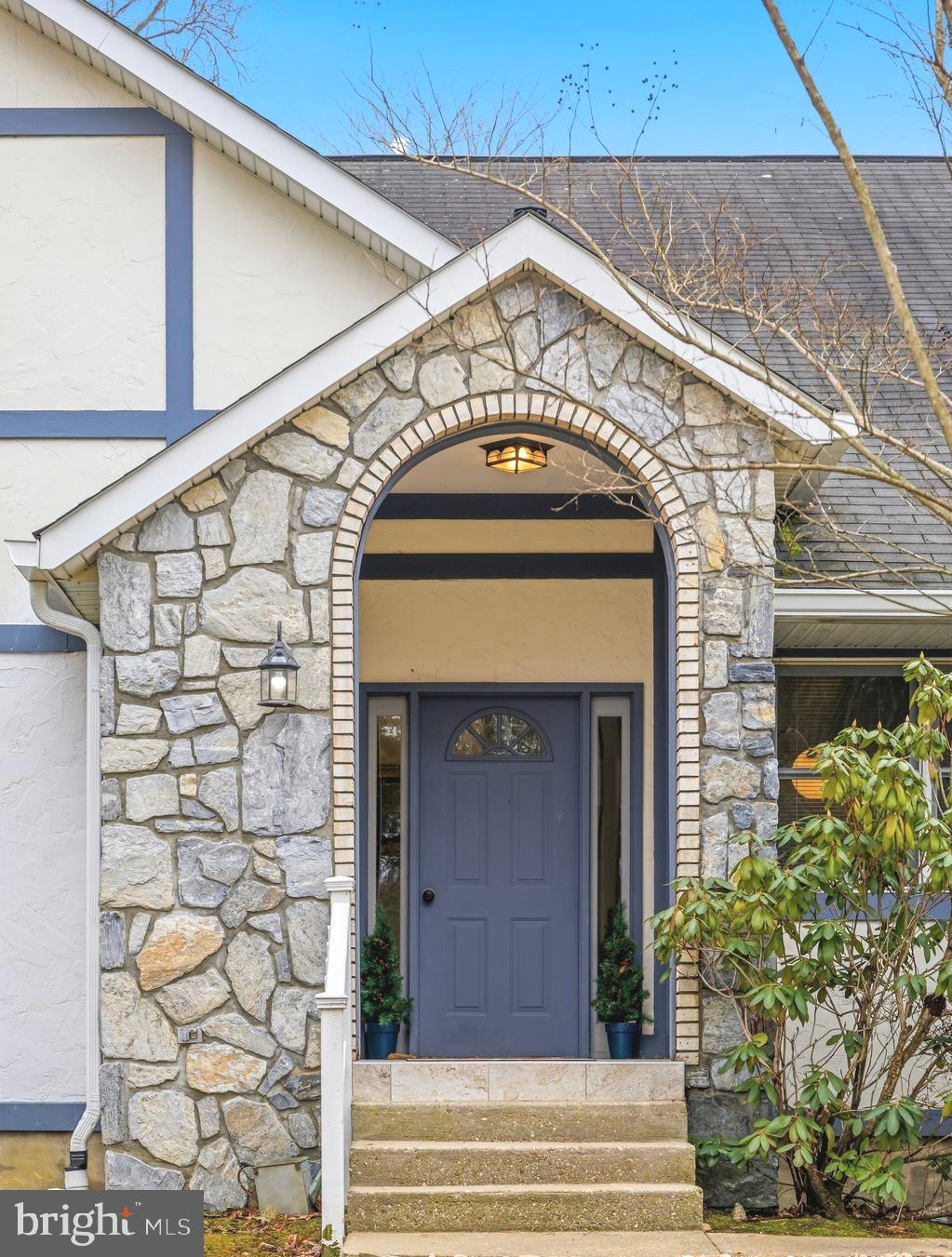 OYSTER HARBOR - Residential