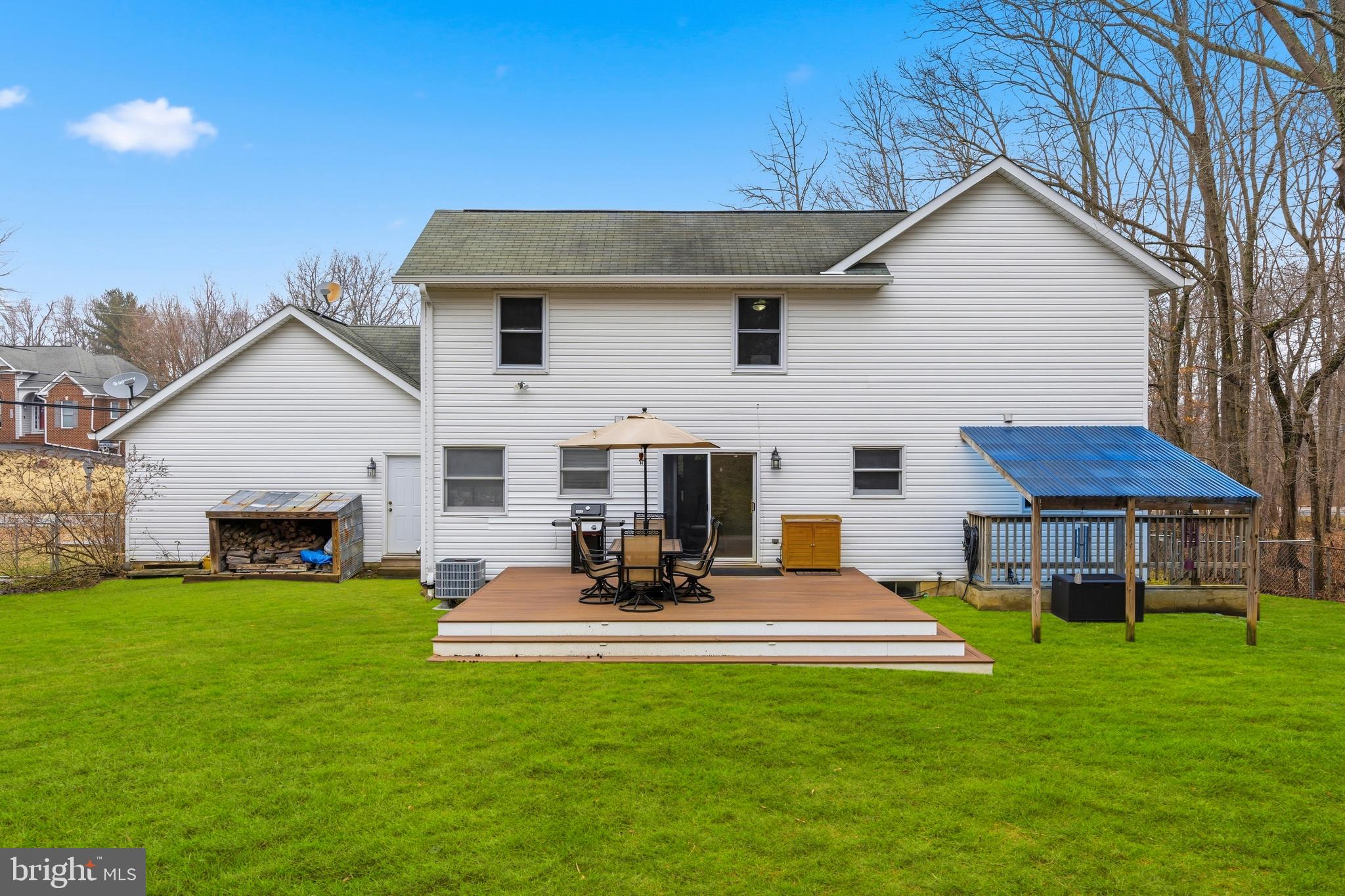 OYSTER HARBOR - Residential