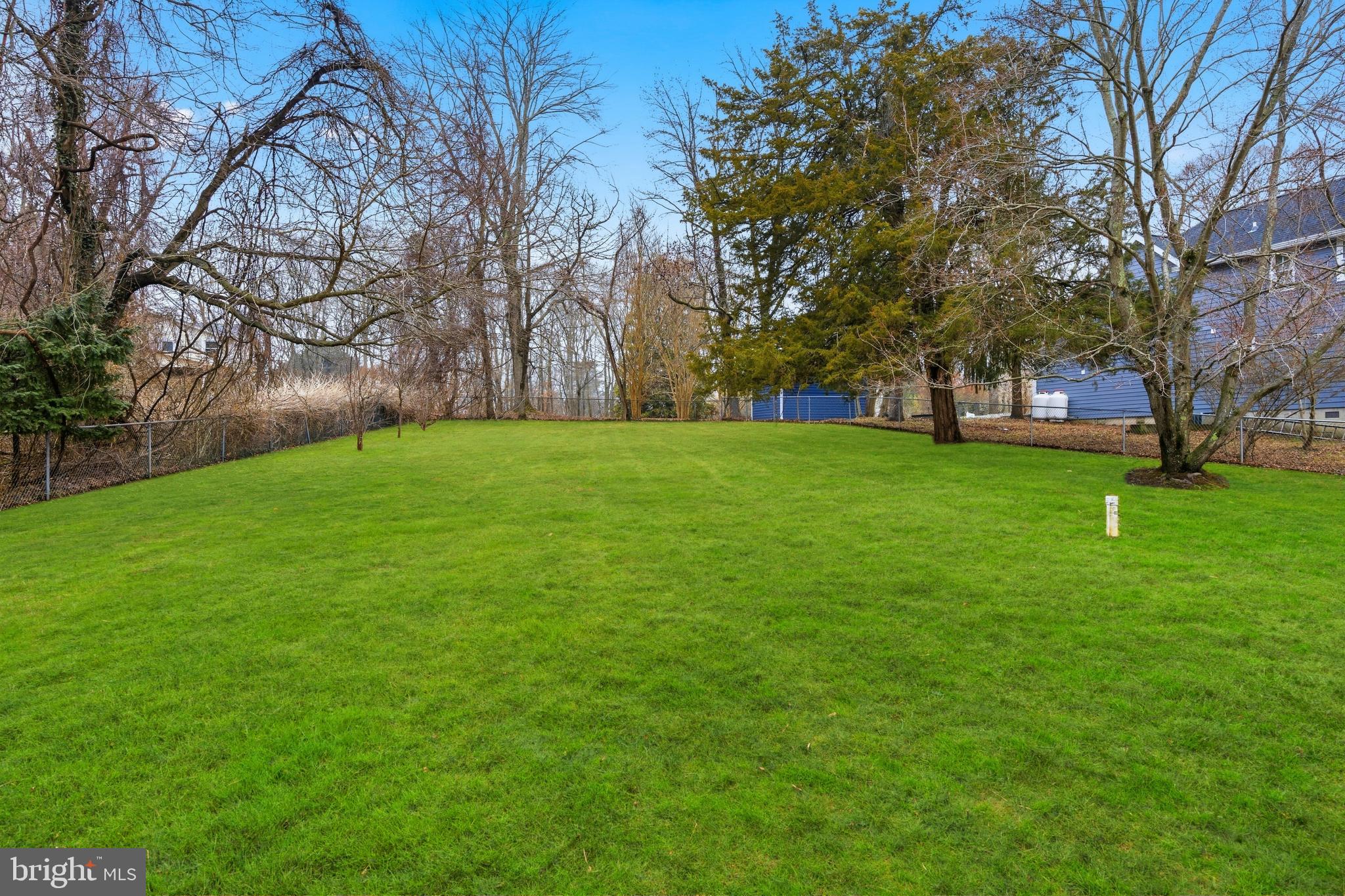 OYSTER HARBOR - Residential