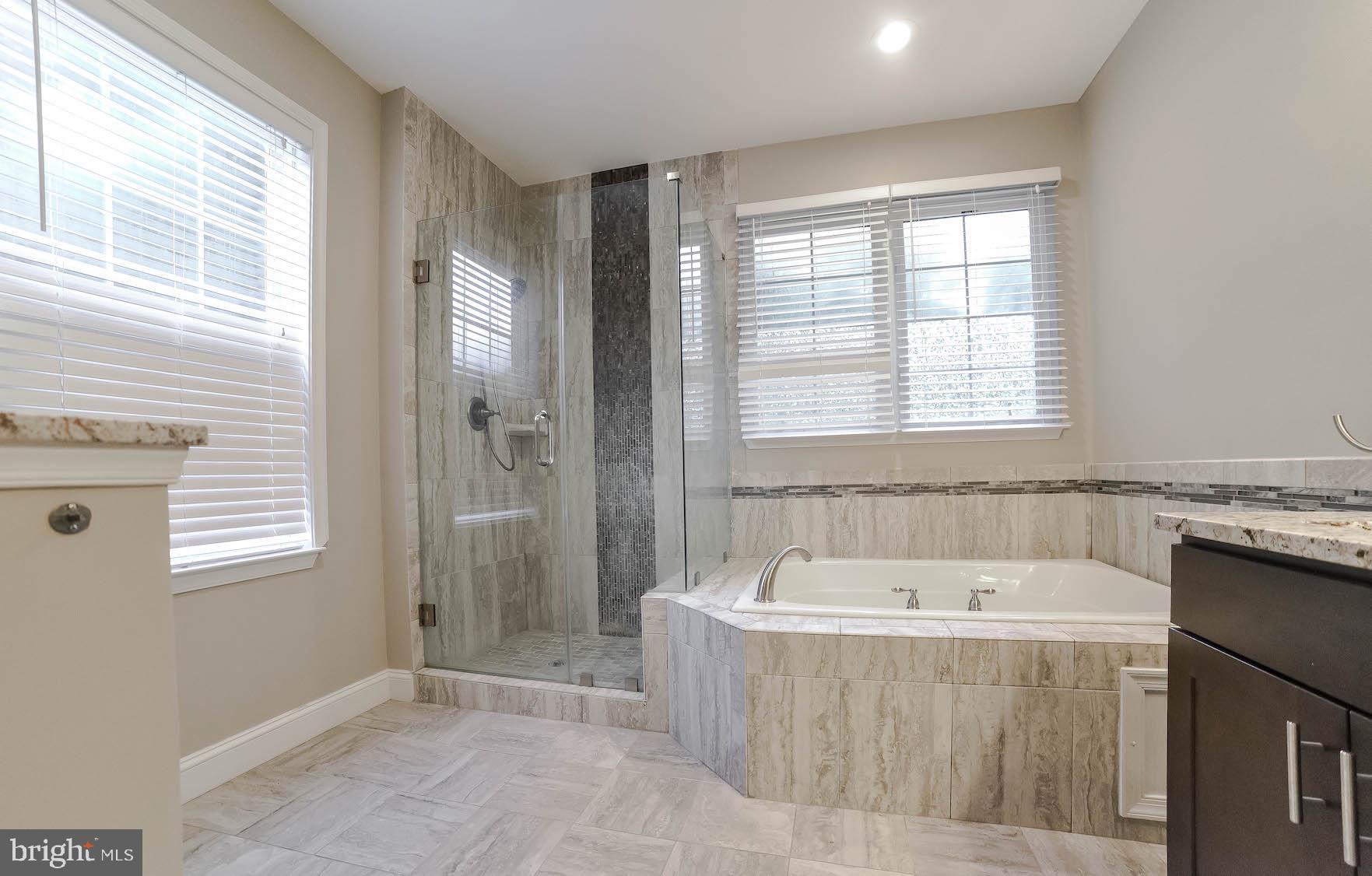 KINGSVIEW - Residential