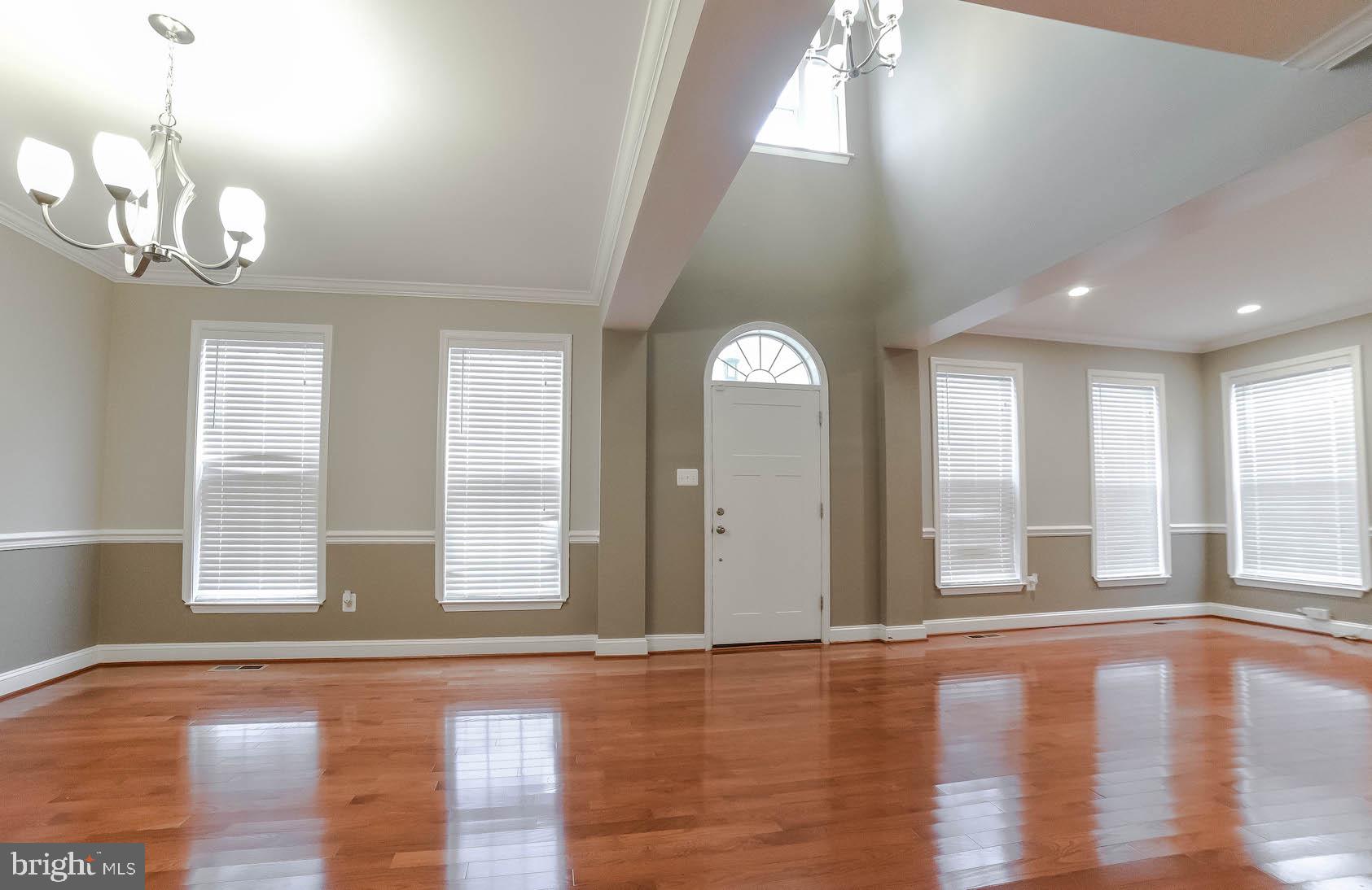 KINGSVIEW - Residential