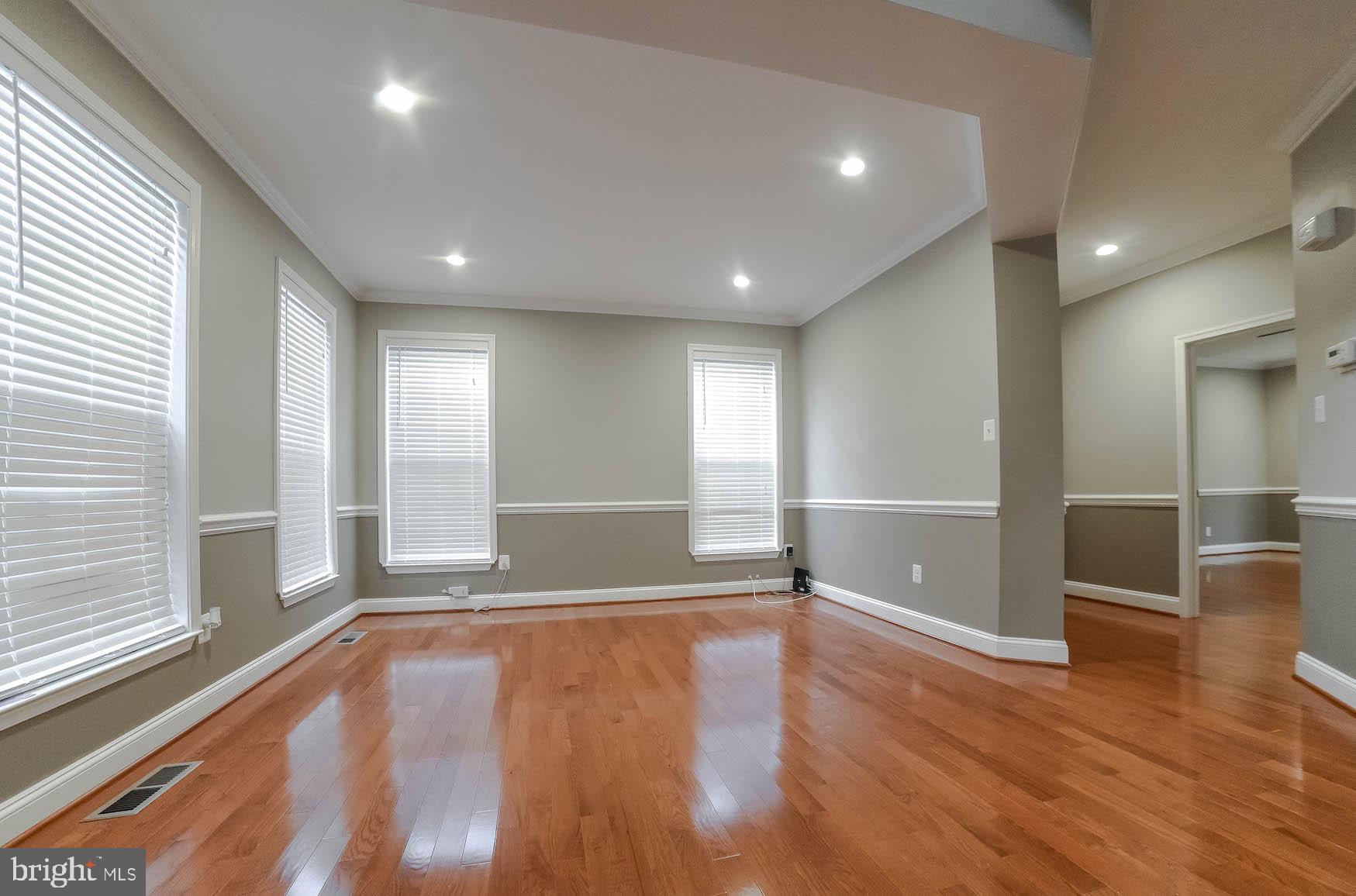 KINGSVIEW - Residential