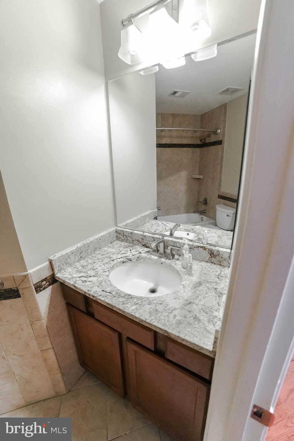 KINGSVIEW - Residential