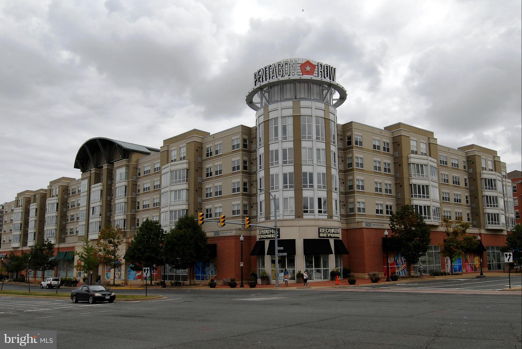 ADDISON HEIGHTS - Residential Lease