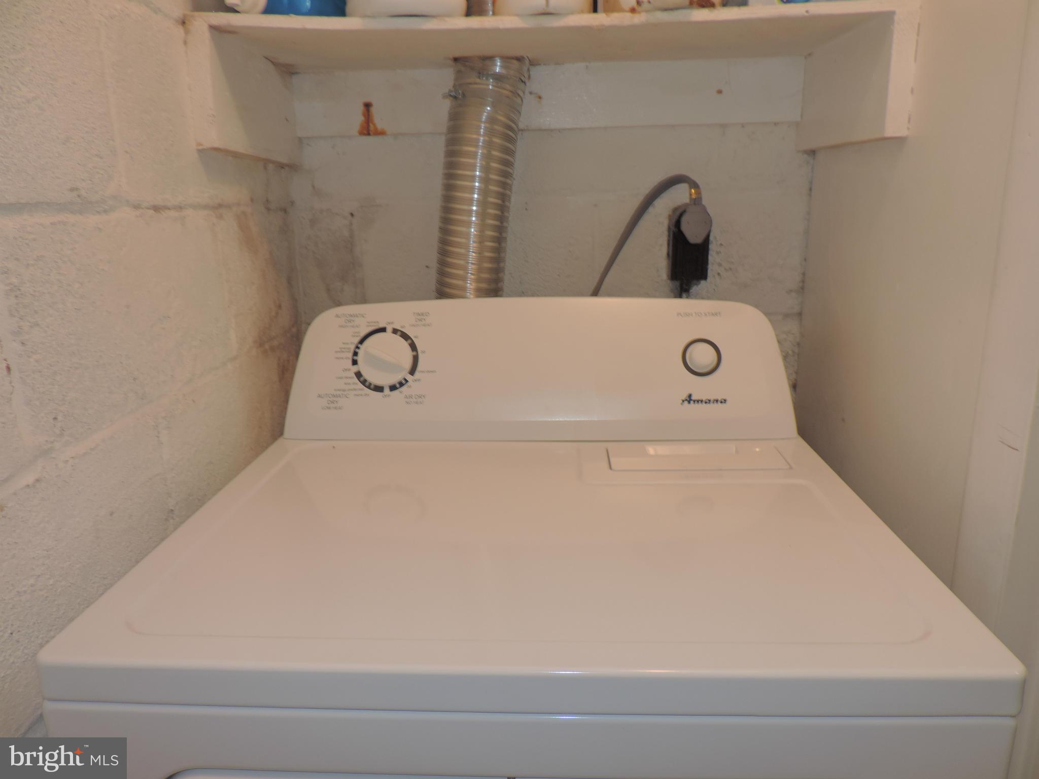 ADDISON HEIGHTS - Residential Lease