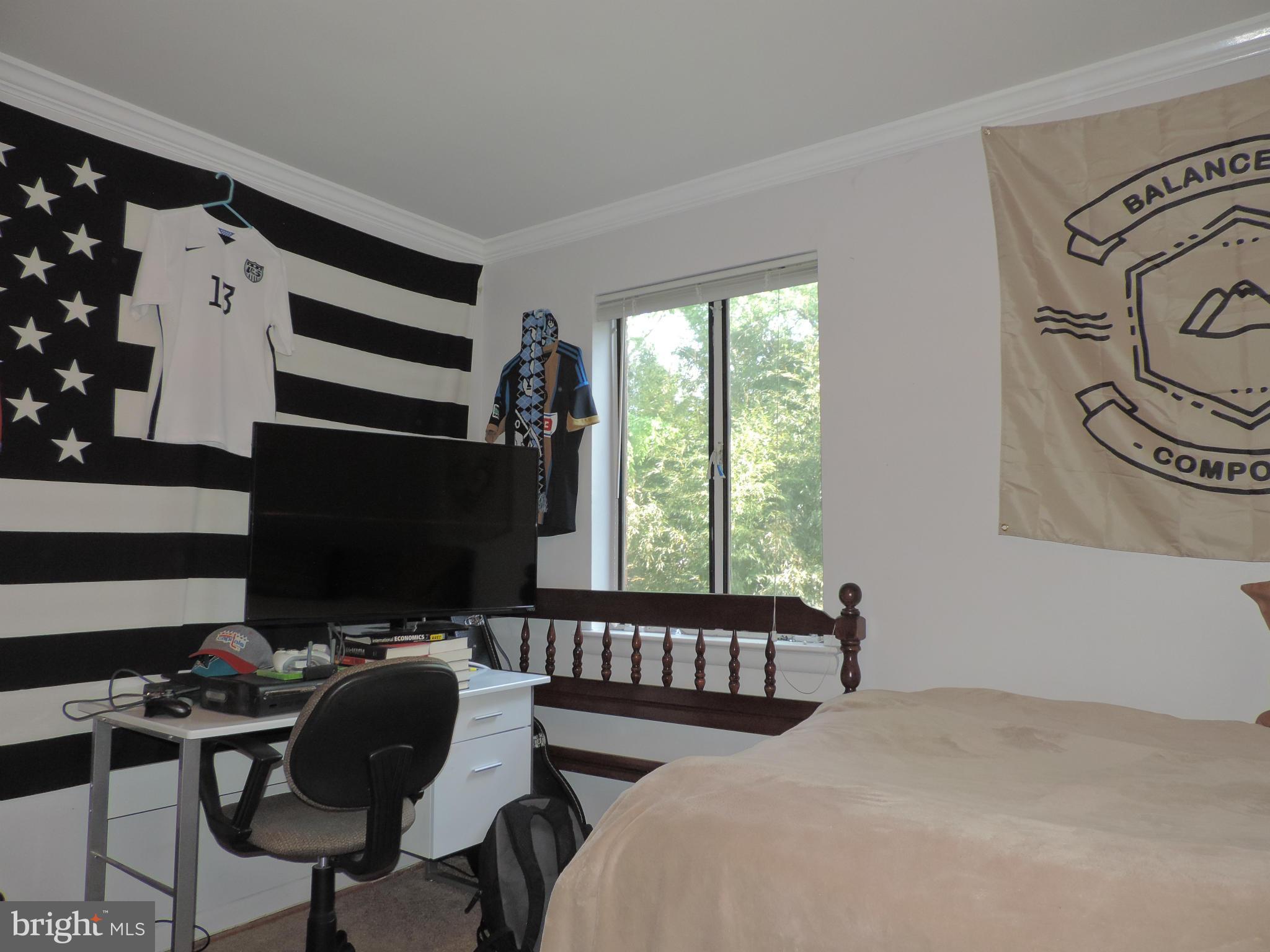 ADDISON HEIGHTS - Residential Lease