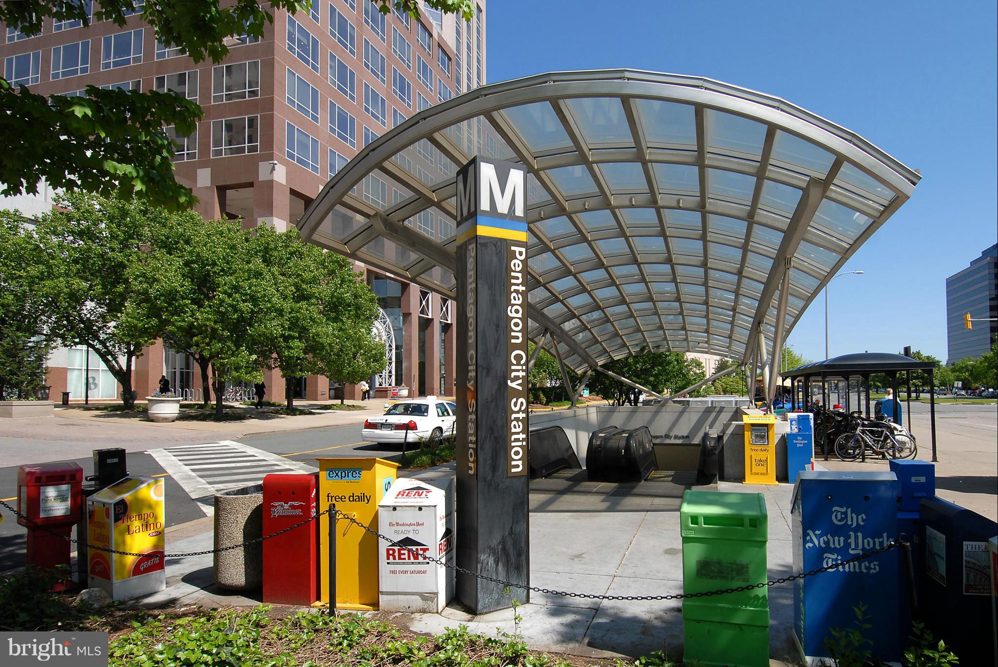 ADDISON HEIGHTS - Residential Lease