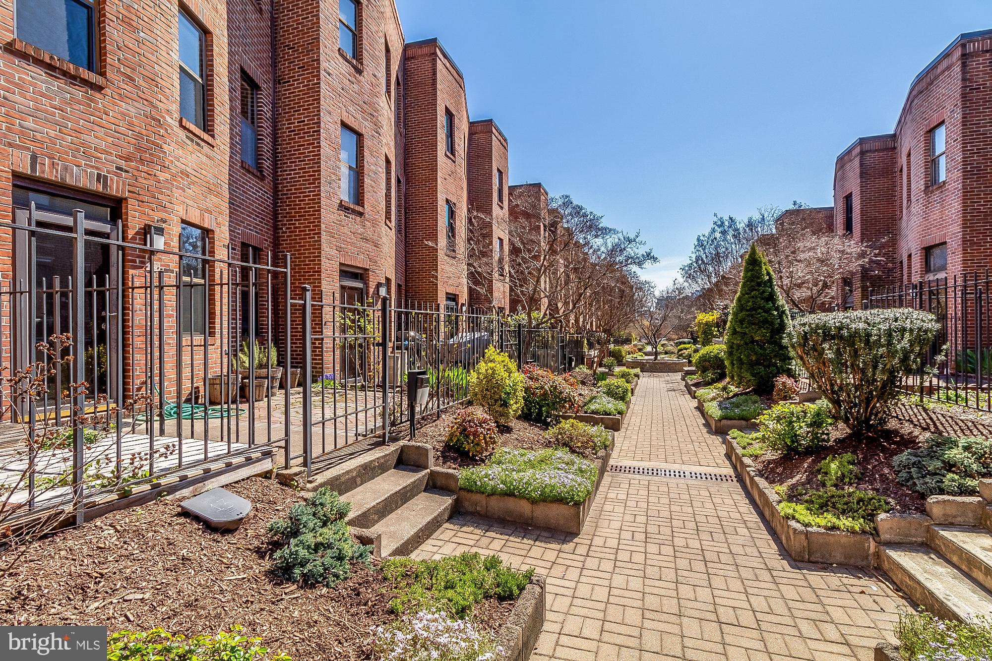 MOUNT VERNON PLACE HISTORIC DISTRICT - Residential