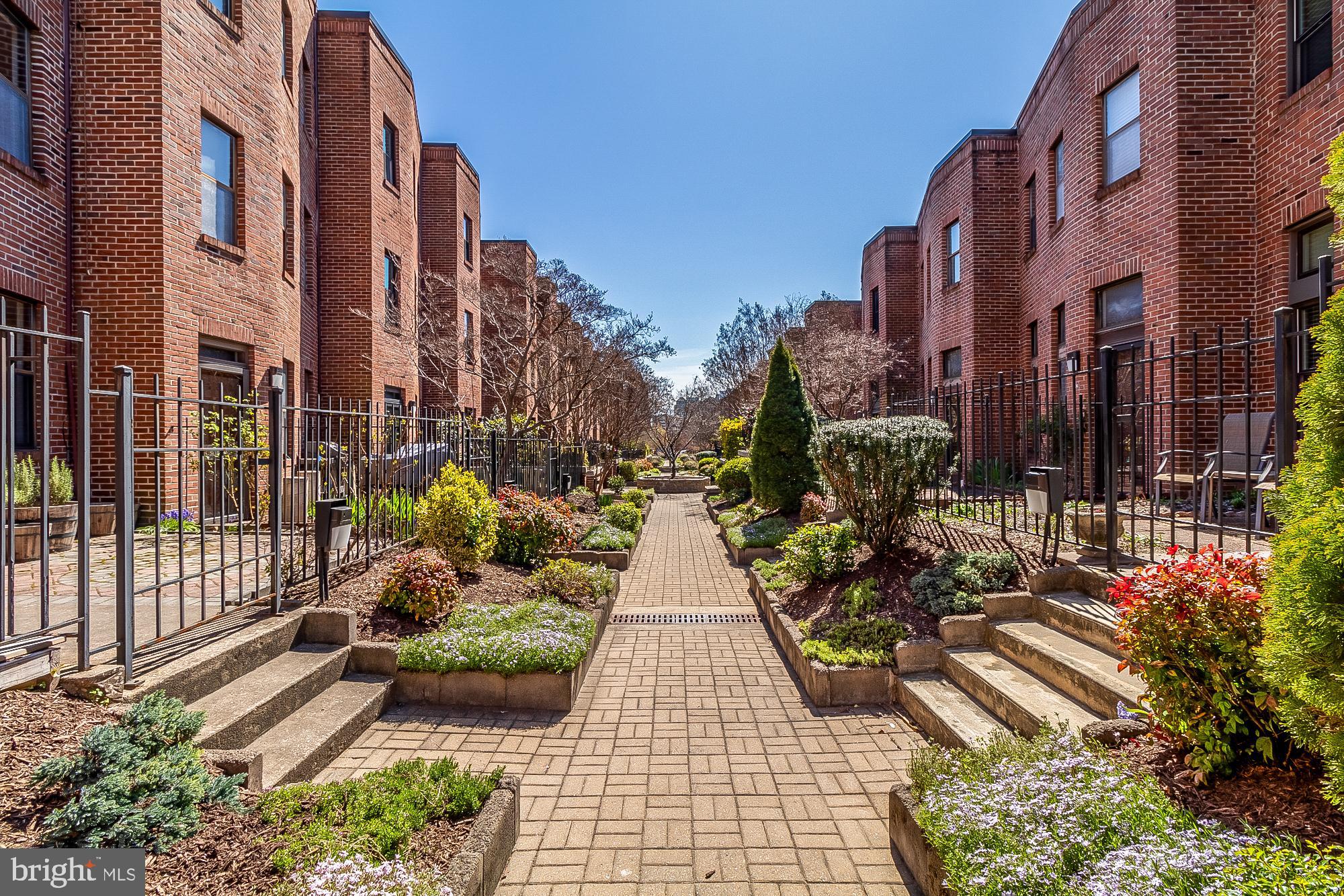 MOUNT VERNON PLACE HISTORIC DISTRICT - Residential