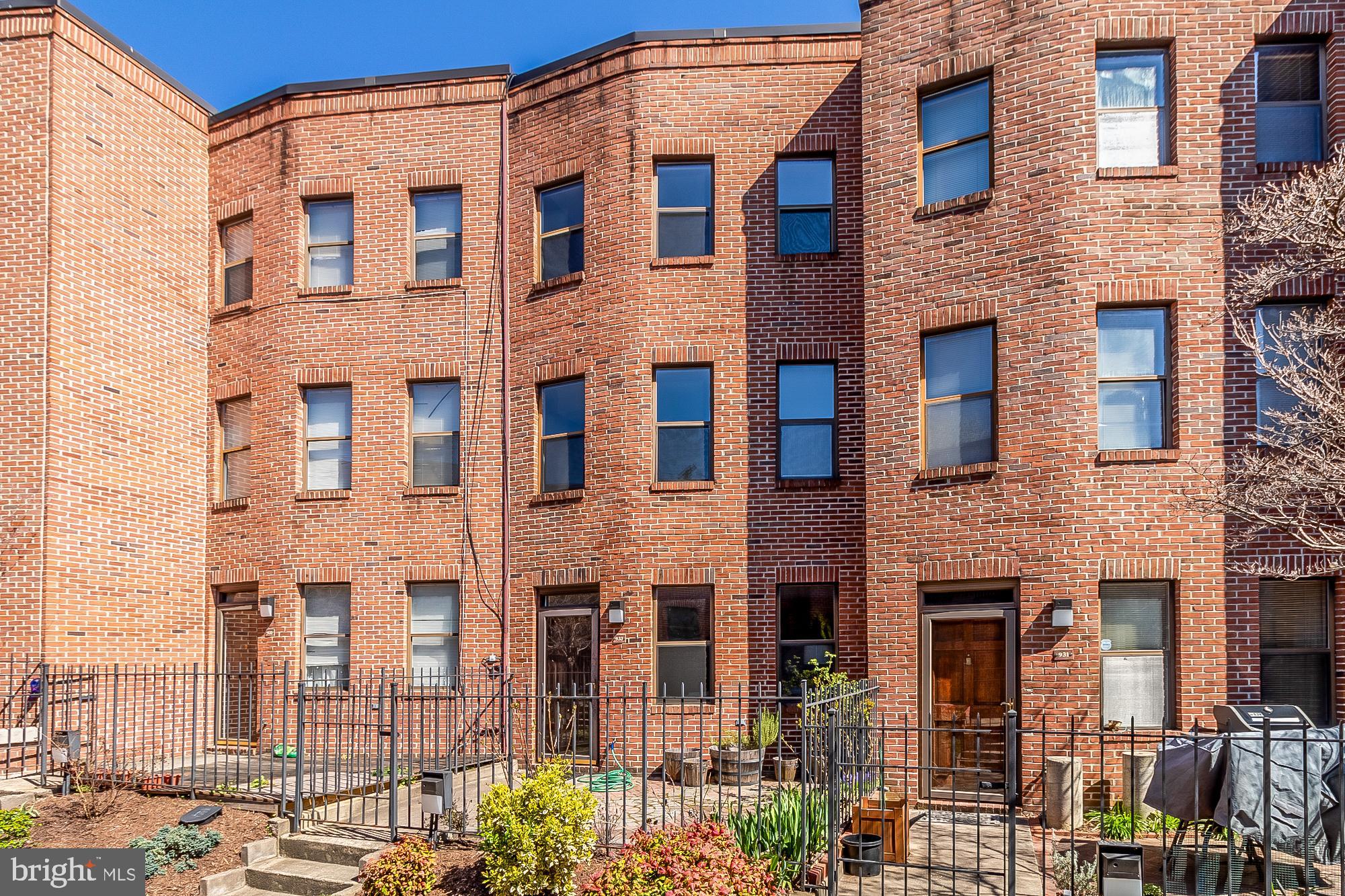 MOUNT VERNON PLACE HISTORIC DISTRICT - Residential