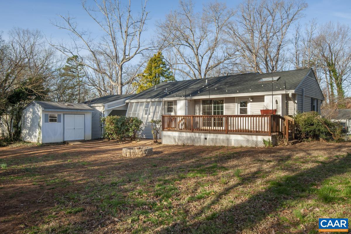 KNOLLWOOD - Residential