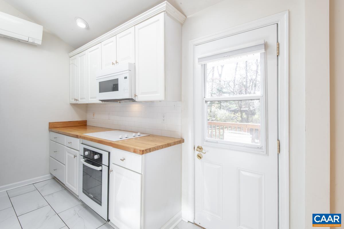 KNOLLWOOD - Residential