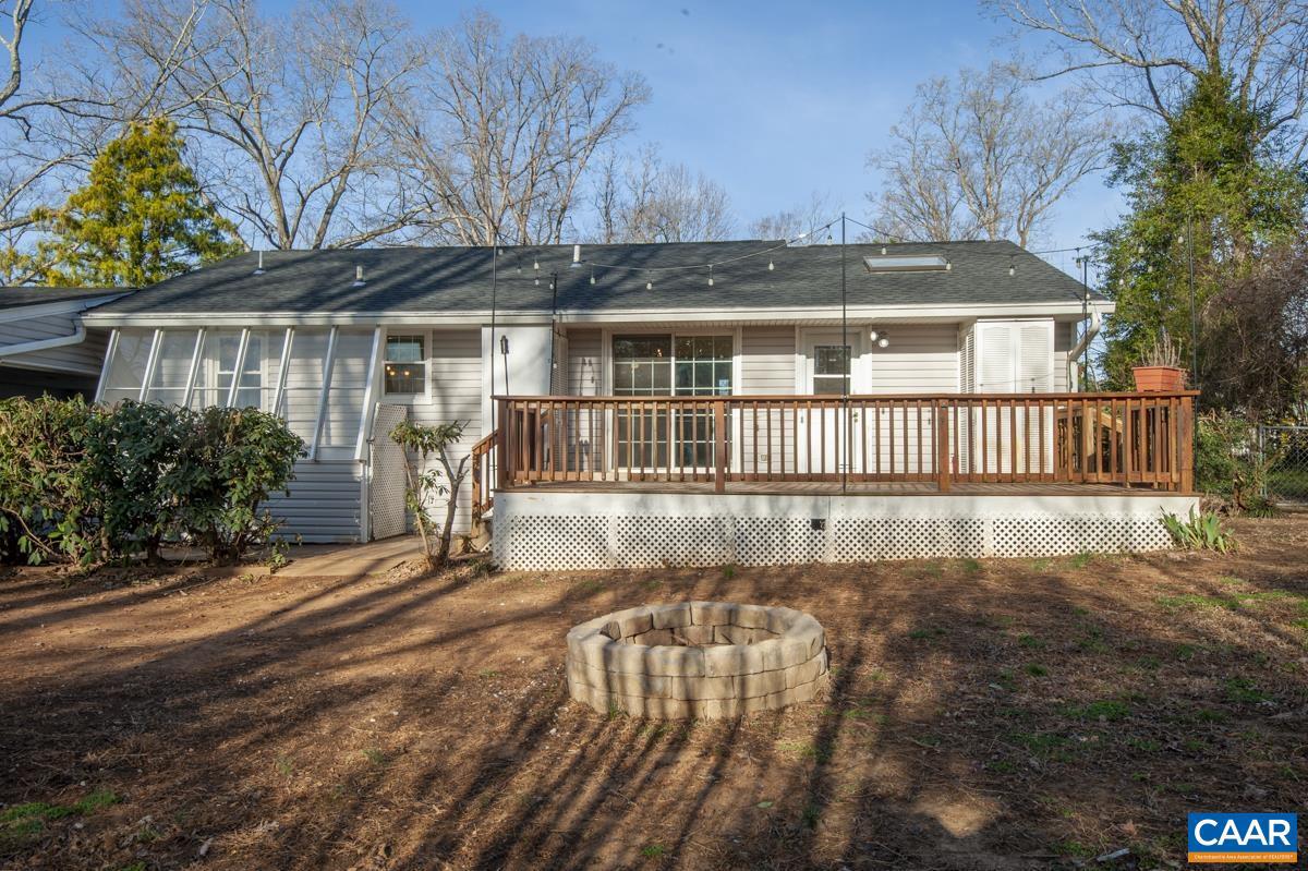 KNOLLWOOD - Residential