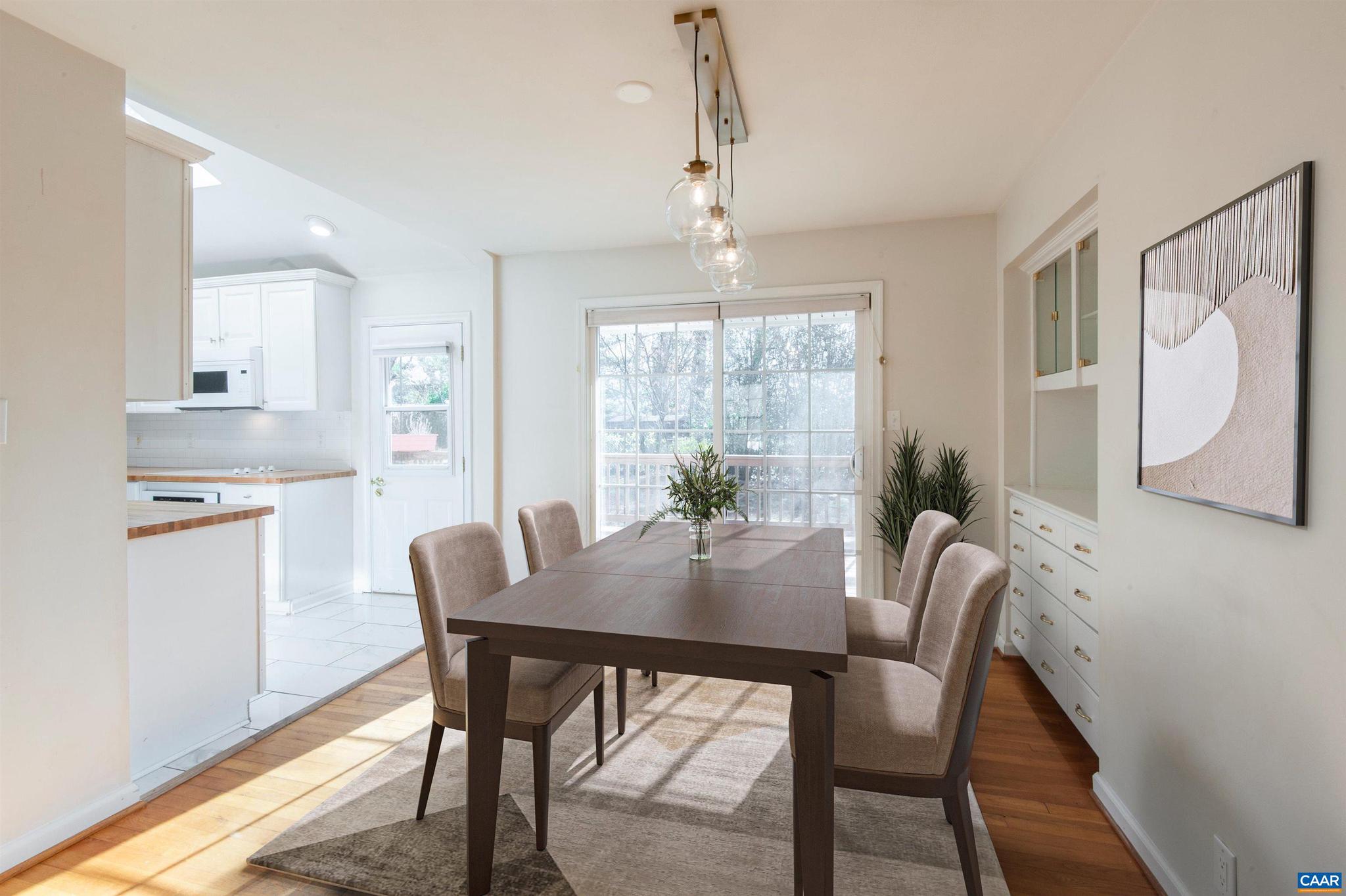 KNOLLWOOD - Residential