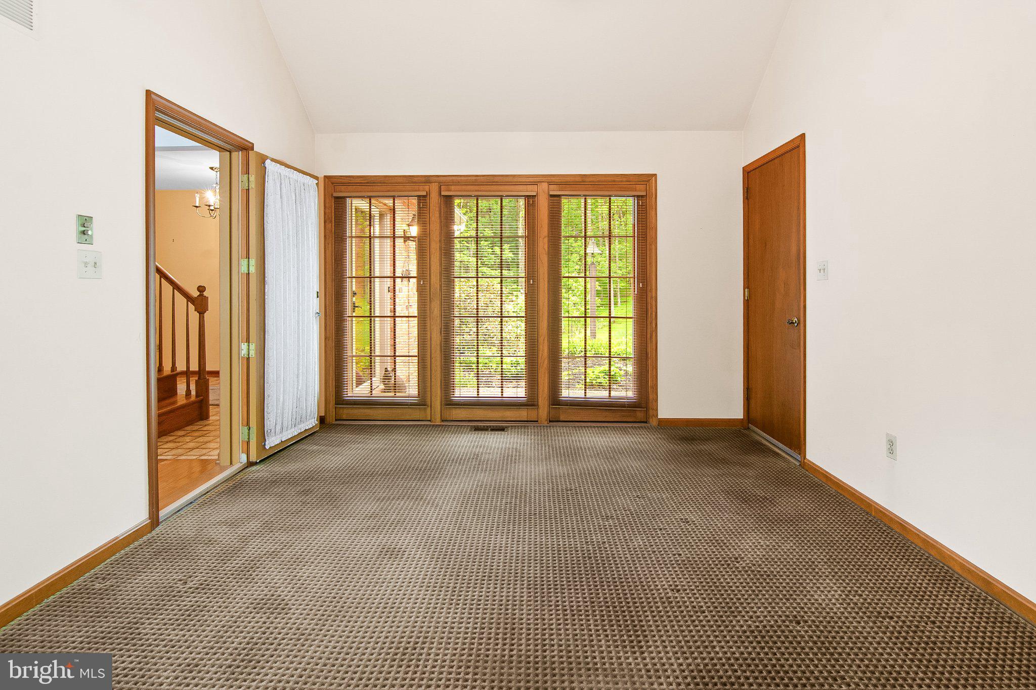 EDEN HILLS - Residential