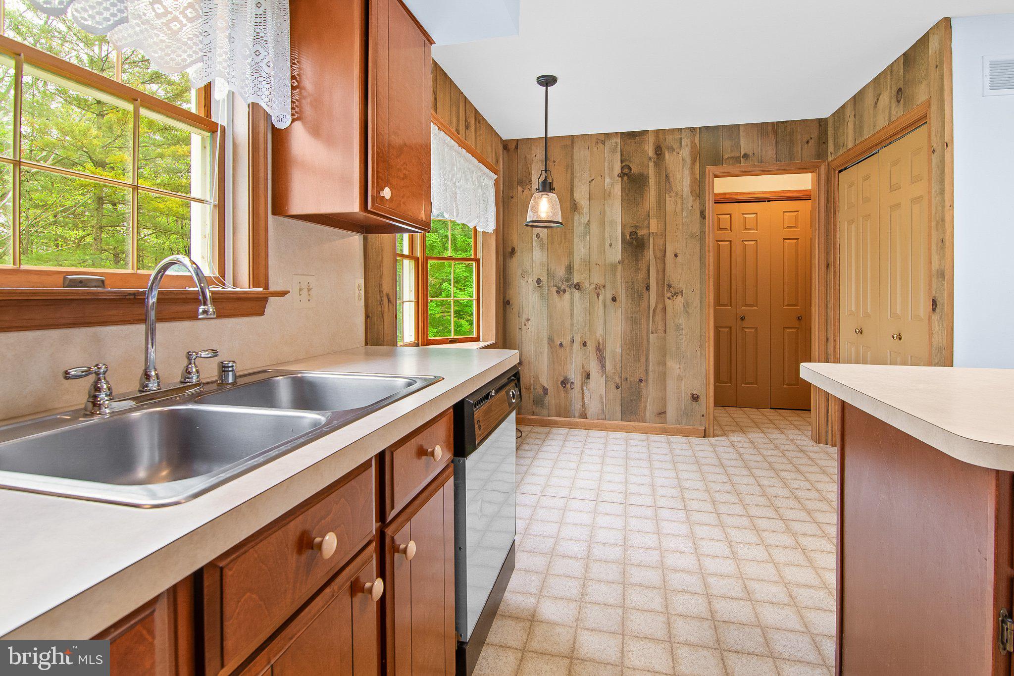 EDEN HILLS - Residential
