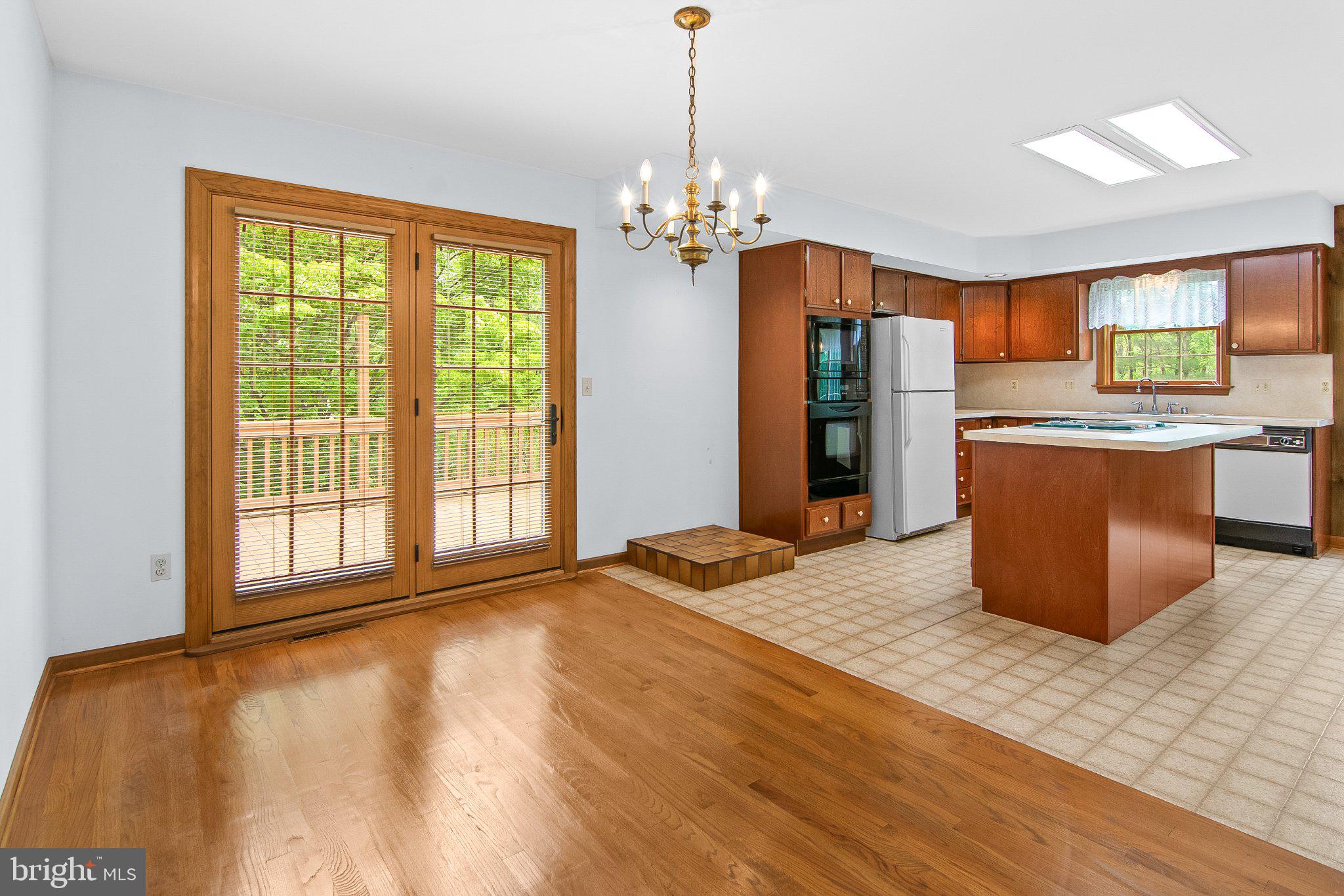 EDEN HILLS - Residential