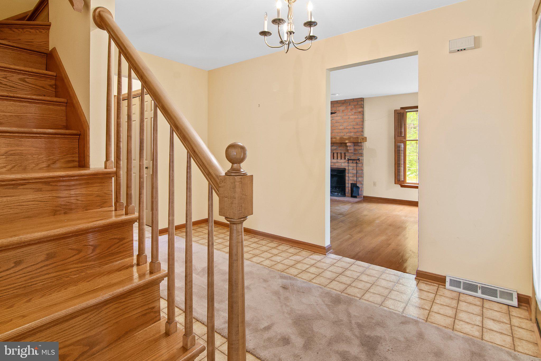 EDEN HILLS - Residential