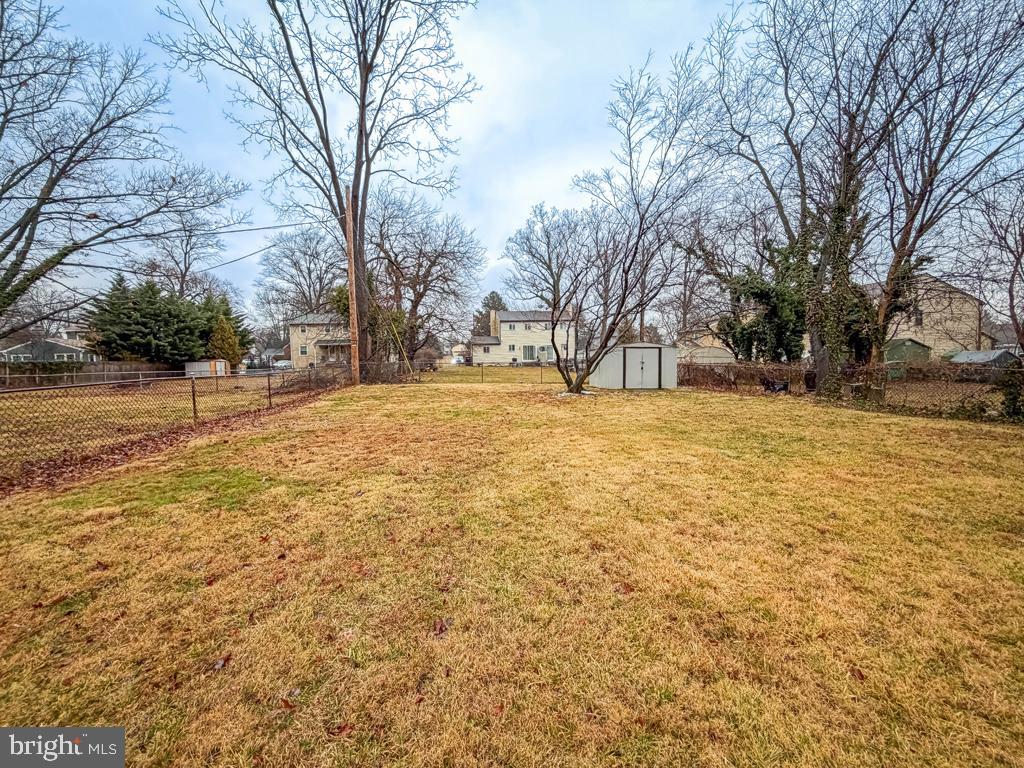 SAW MILL VALLEY - Residential