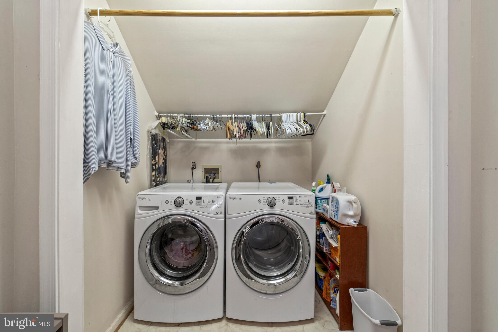 VILLAGE OF SPRINGFIELD - Residential