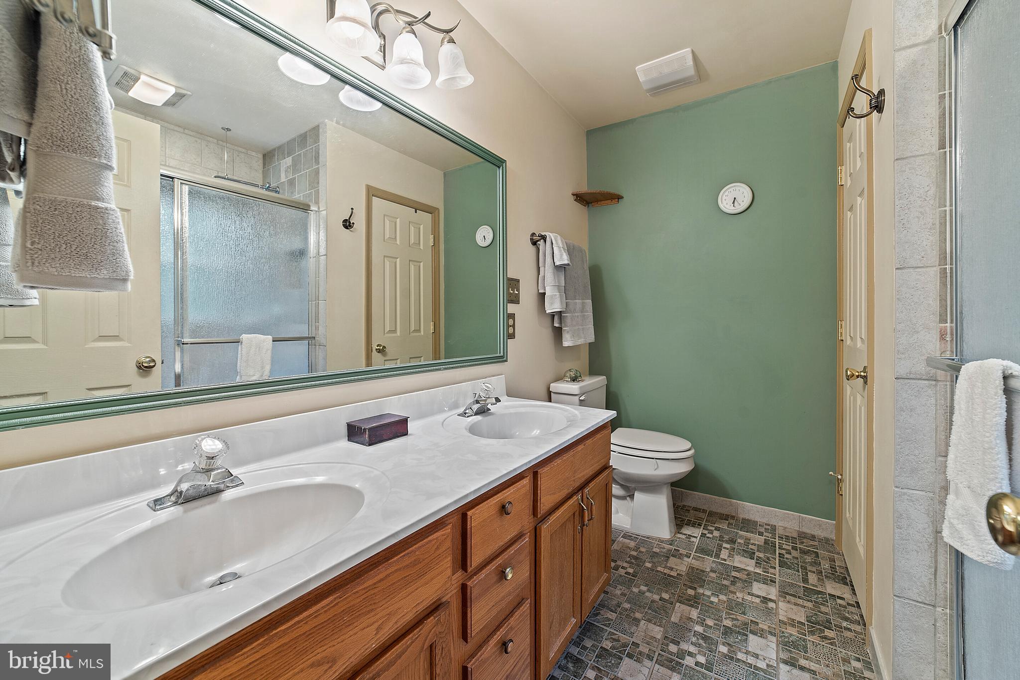 VILLAGE OF SPRINGFIELD - Residential