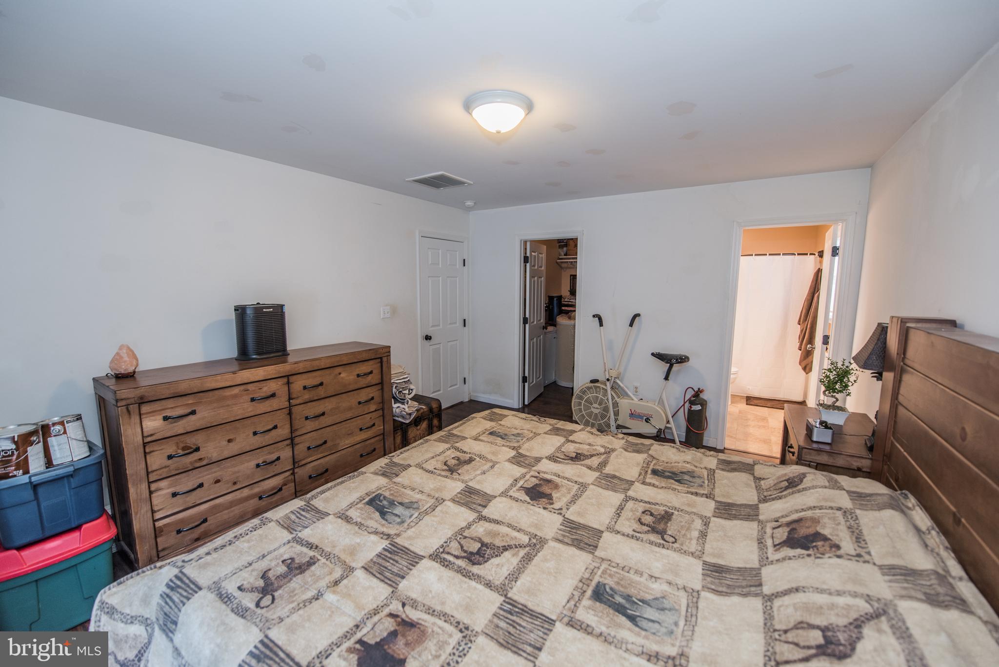 EASTSIDE VILLAGE - Residential