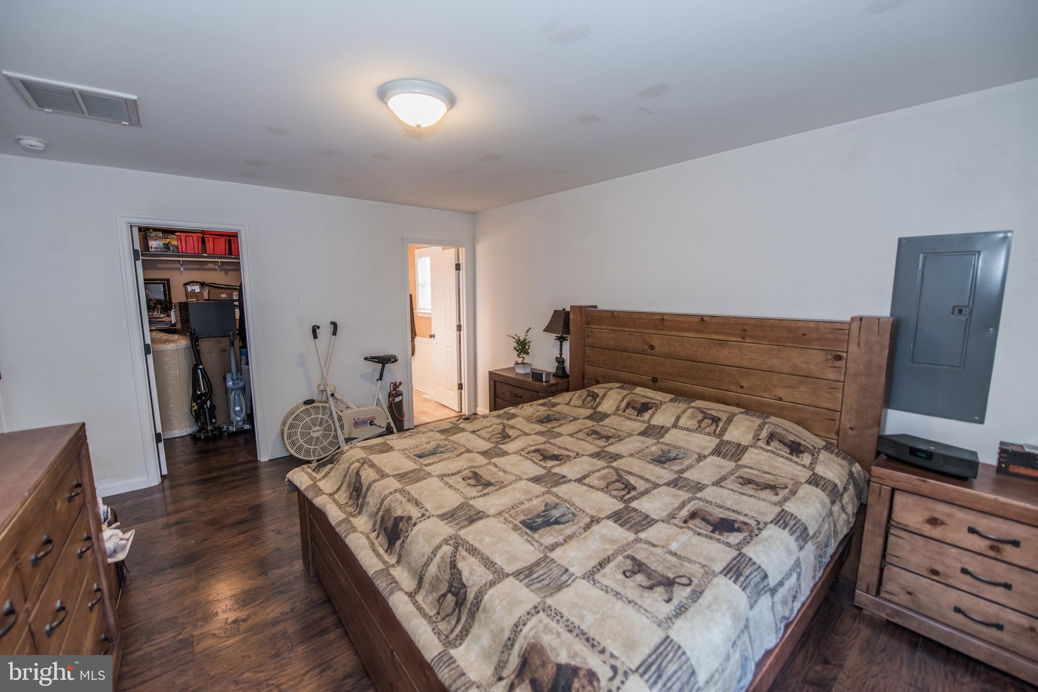 EASTSIDE VILLAGE - Residential