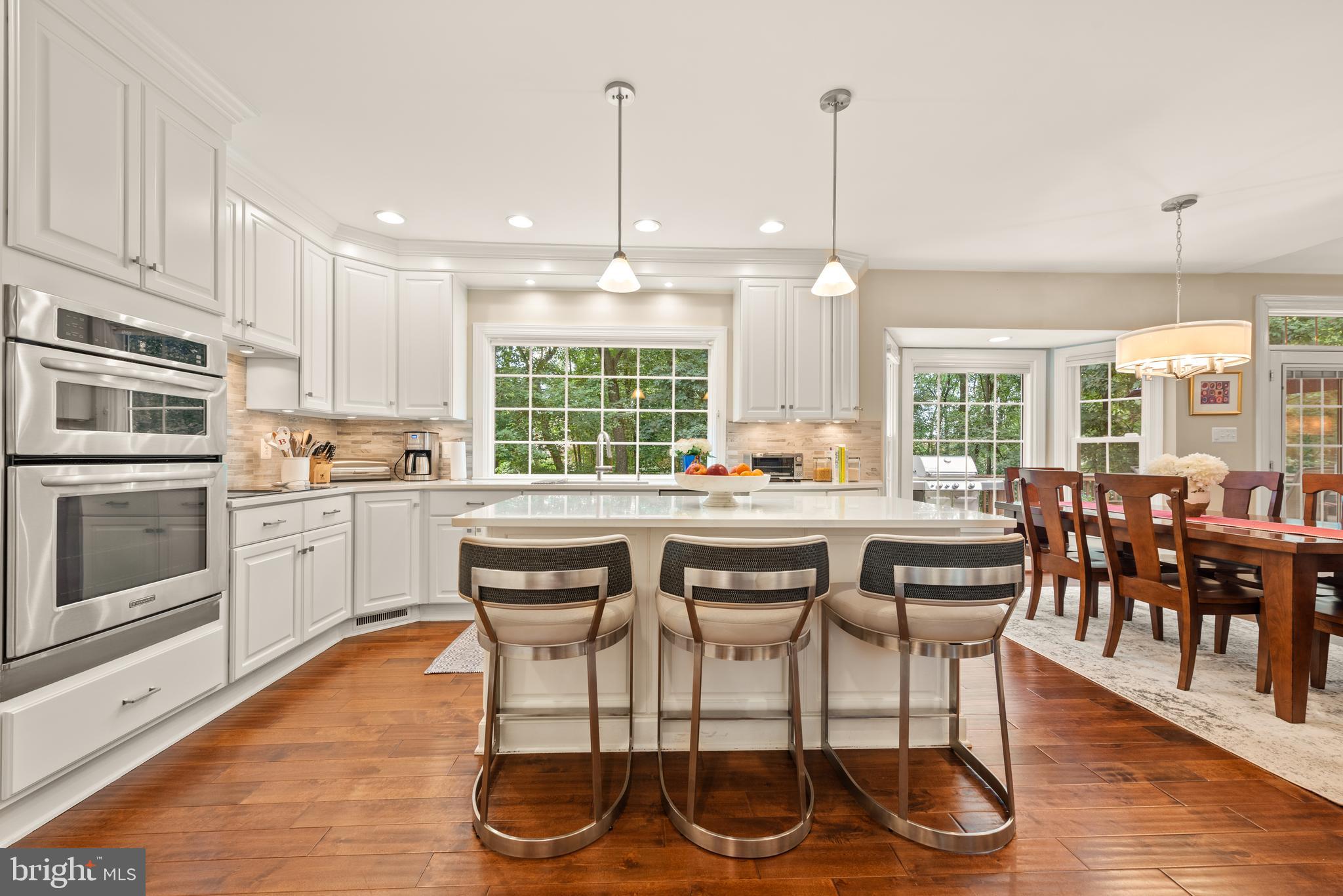 RESTON - Residential