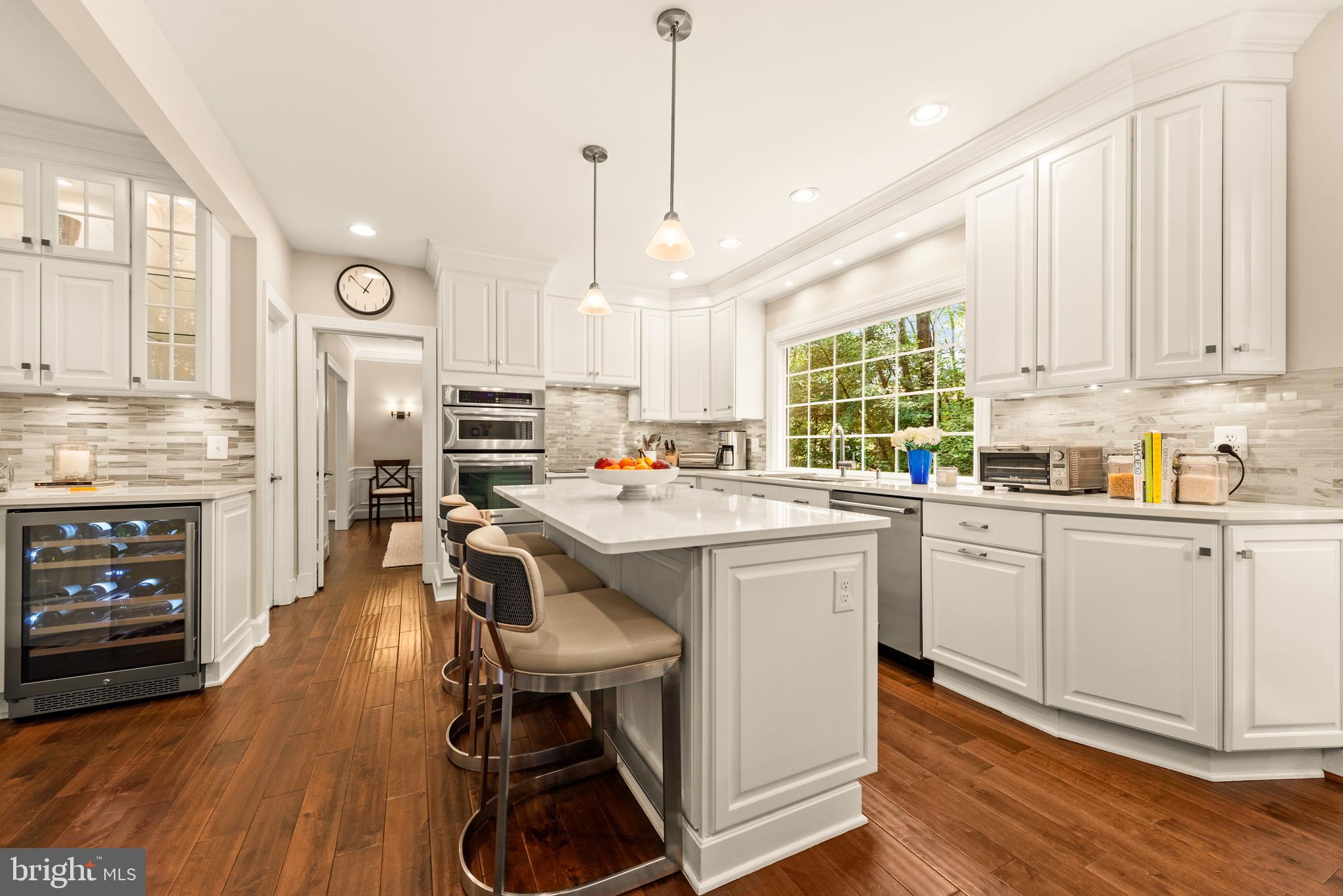 RESTON - Residential