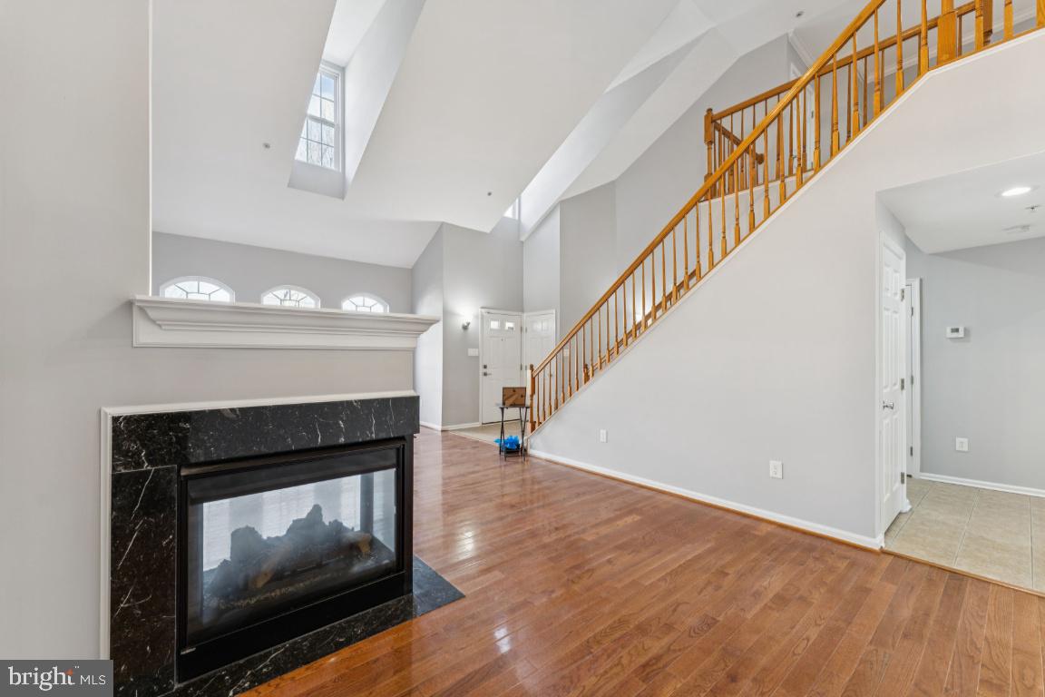 2000 GOLDEN MORNING DRIVE 32