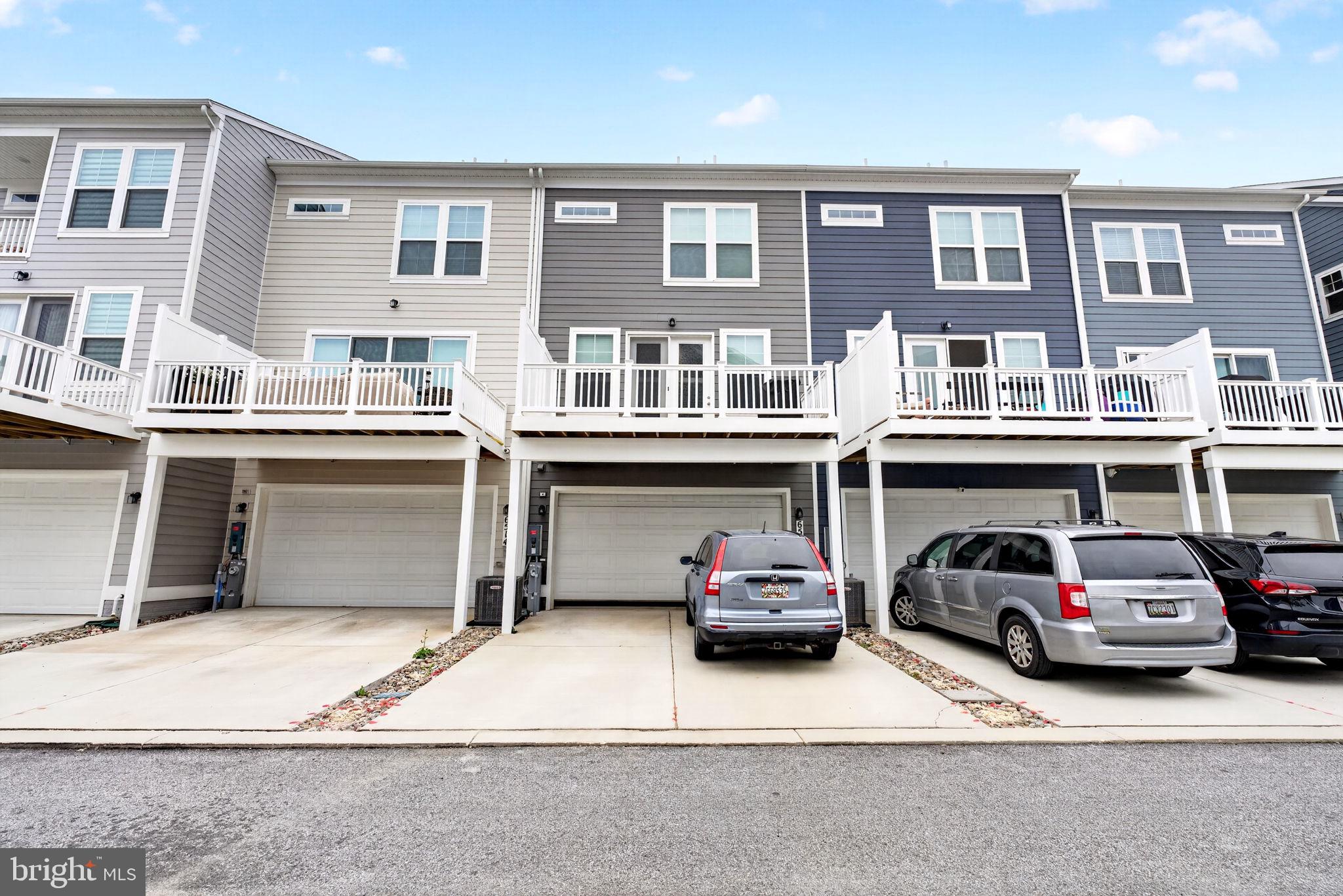 GREENLEIGH AT CROSSROADS - Residential