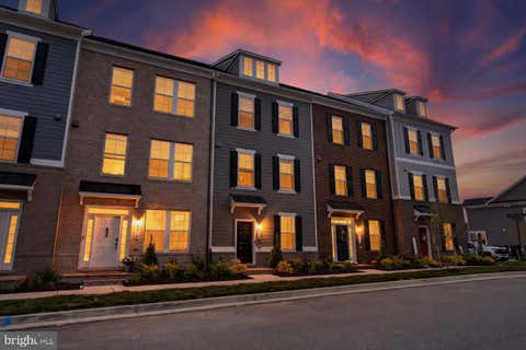 Townhouse For Sale - 6512 Greenleigh Ave<br/> MIDDLE RIVER, MD 21220