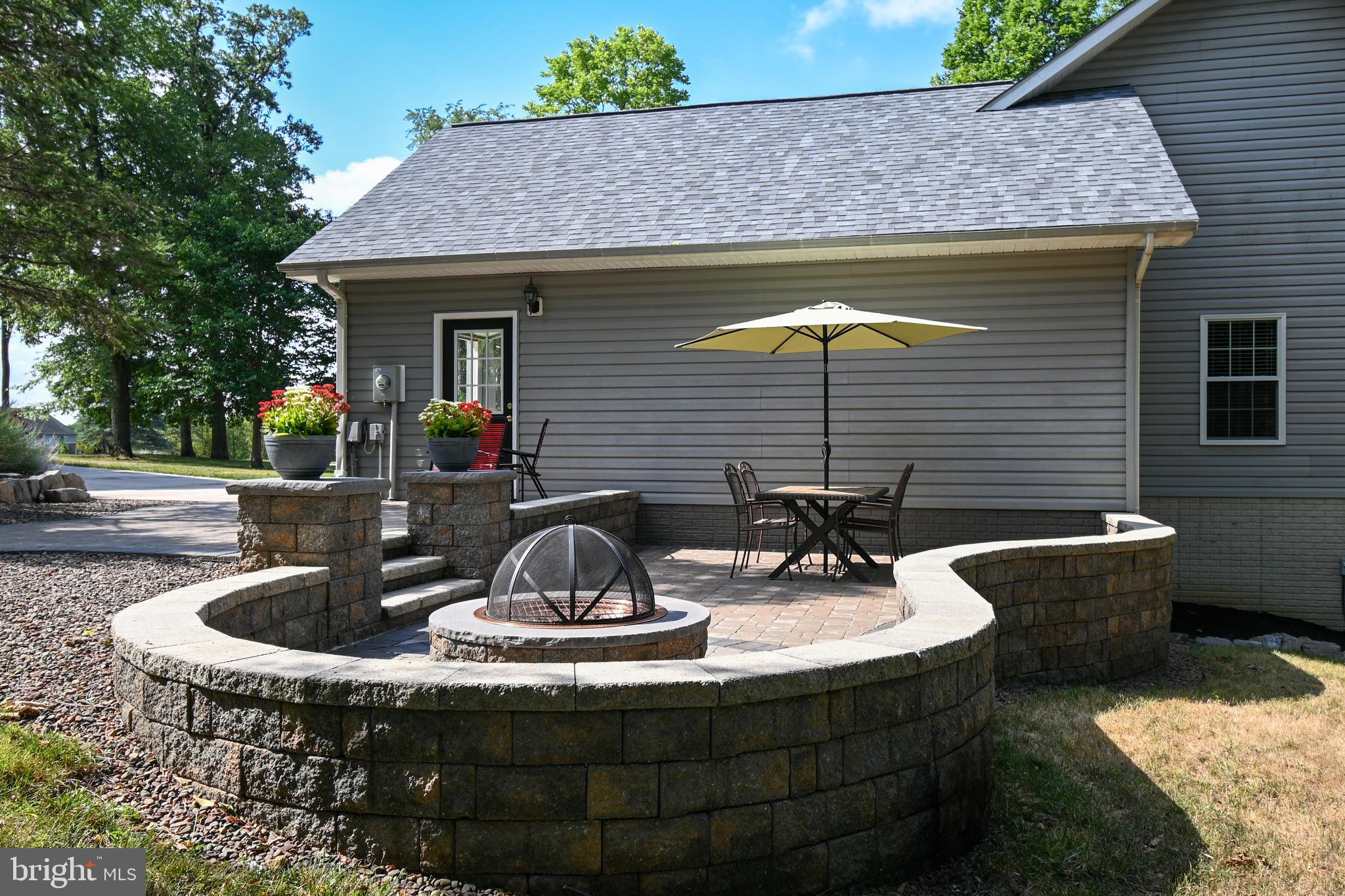 MOUNTAIN BROOK ESTATES - Residential