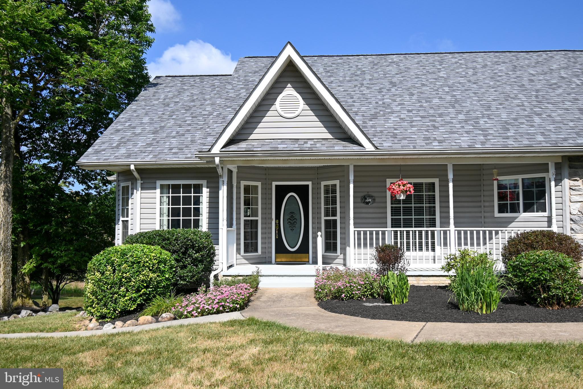 MOUNTAIN BROOK ESTATES - Residential