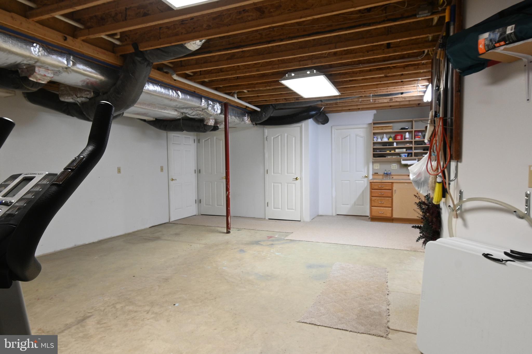 MOUNTAIN BROOK ESTATES - Residential