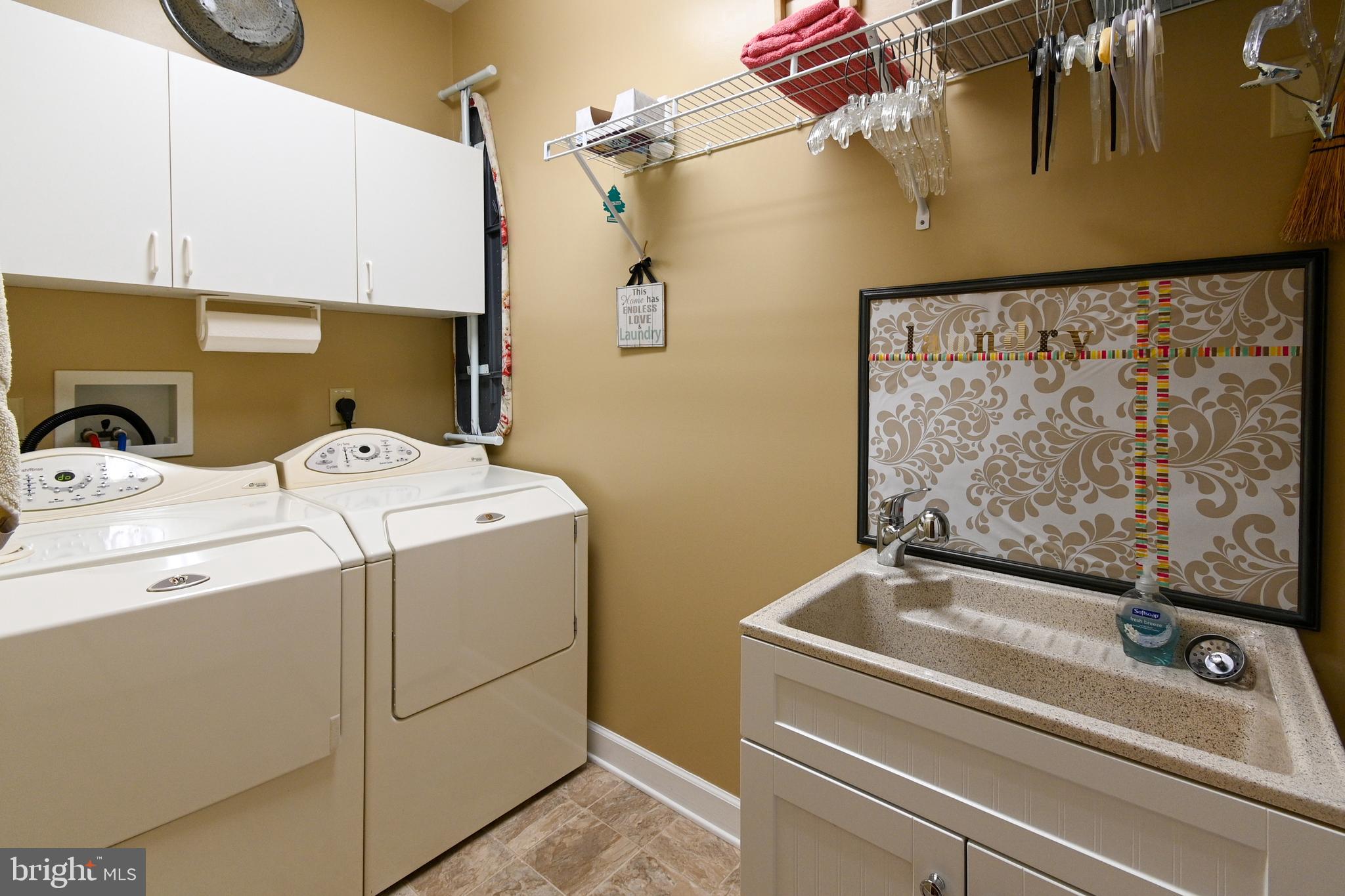 MOUNTAIN BROOK ESTATES - Residential