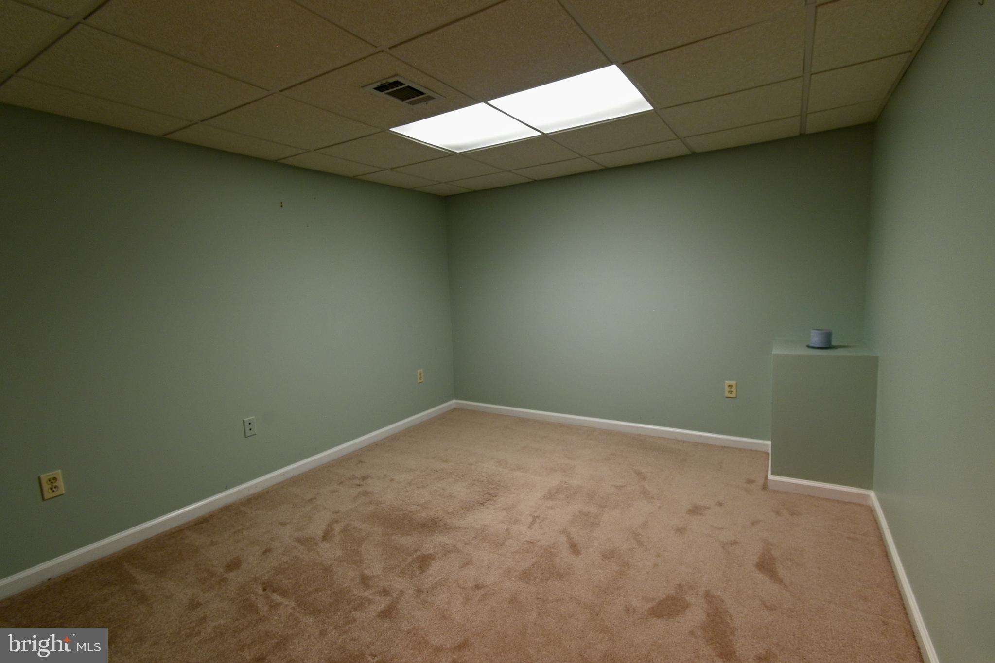 MOUNTAIN BROOK ESTATES - Residential